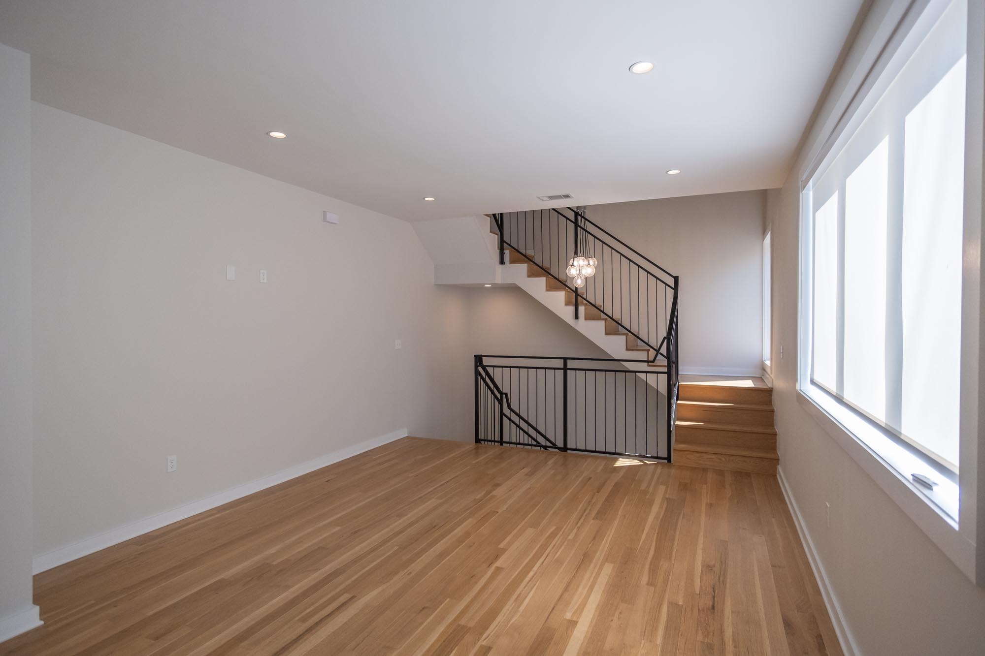 2119 JEFFERSON AVE