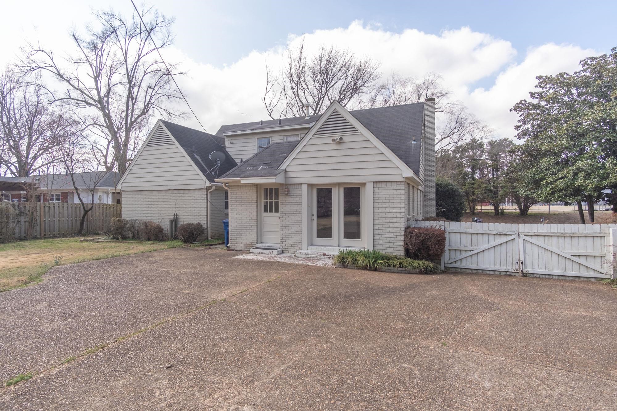 2520 MOORE RD