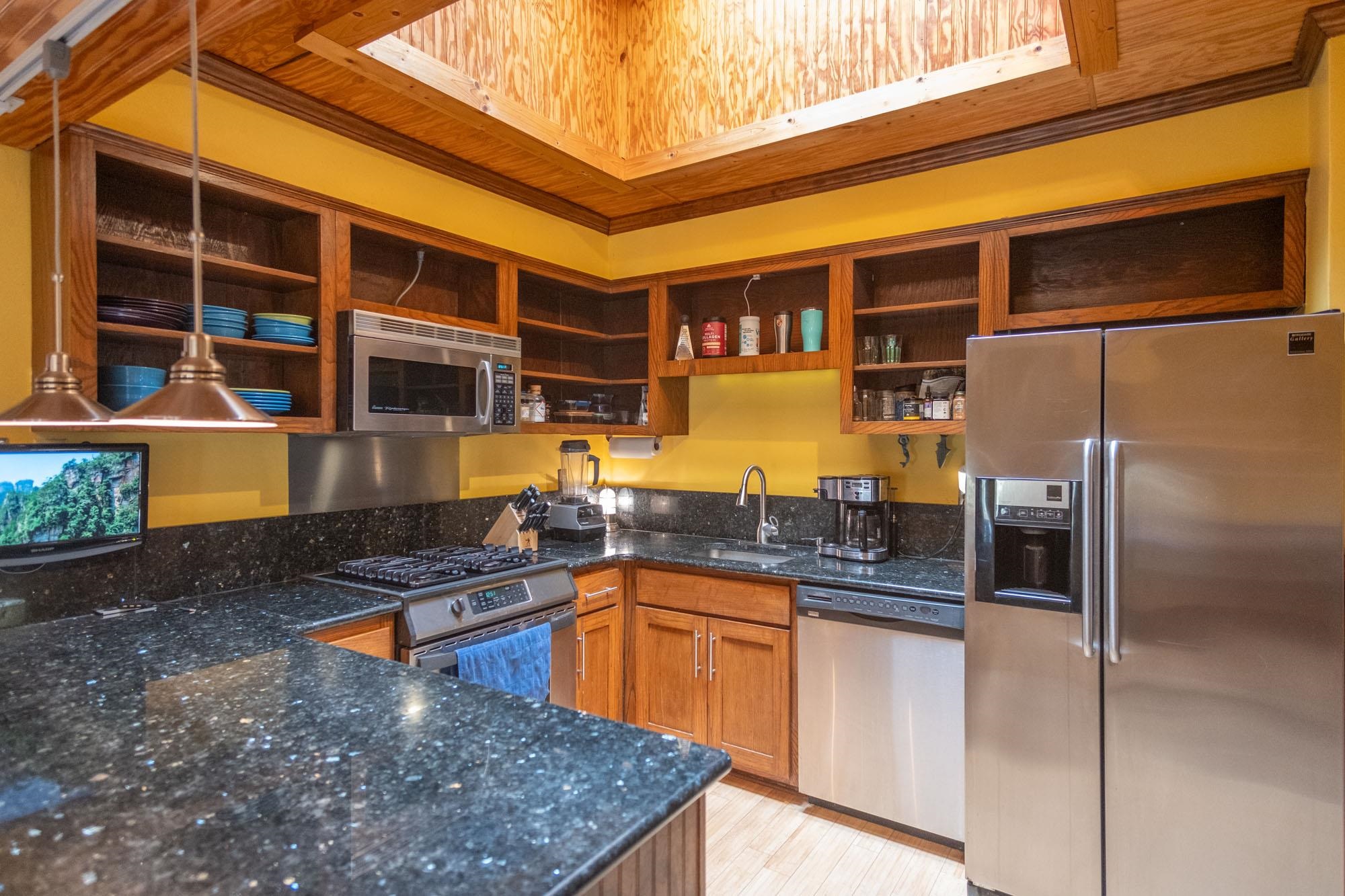 598 VALLEYBROOK DR
