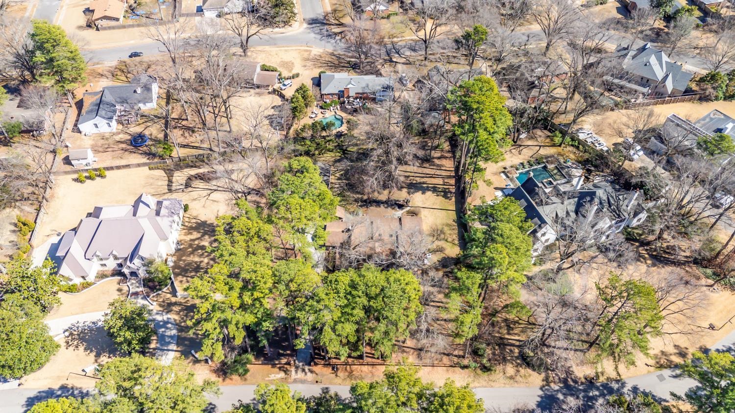 598 VALLEYBROOK DR