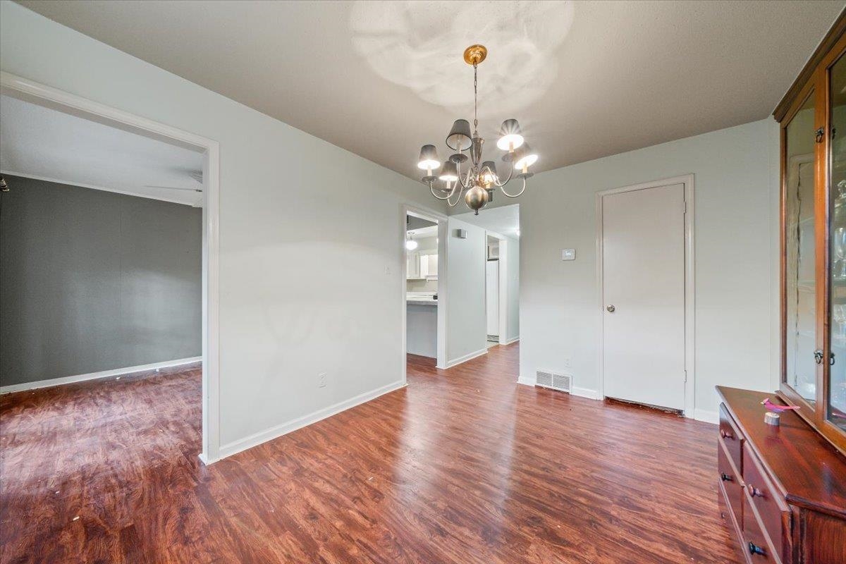 875 S YATES RD Unit: 4