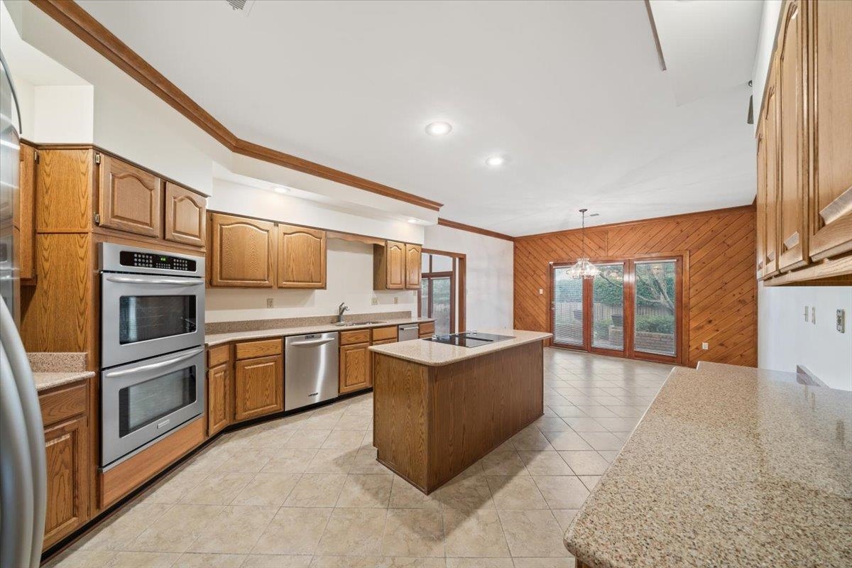 3160 TALLWOOD DR