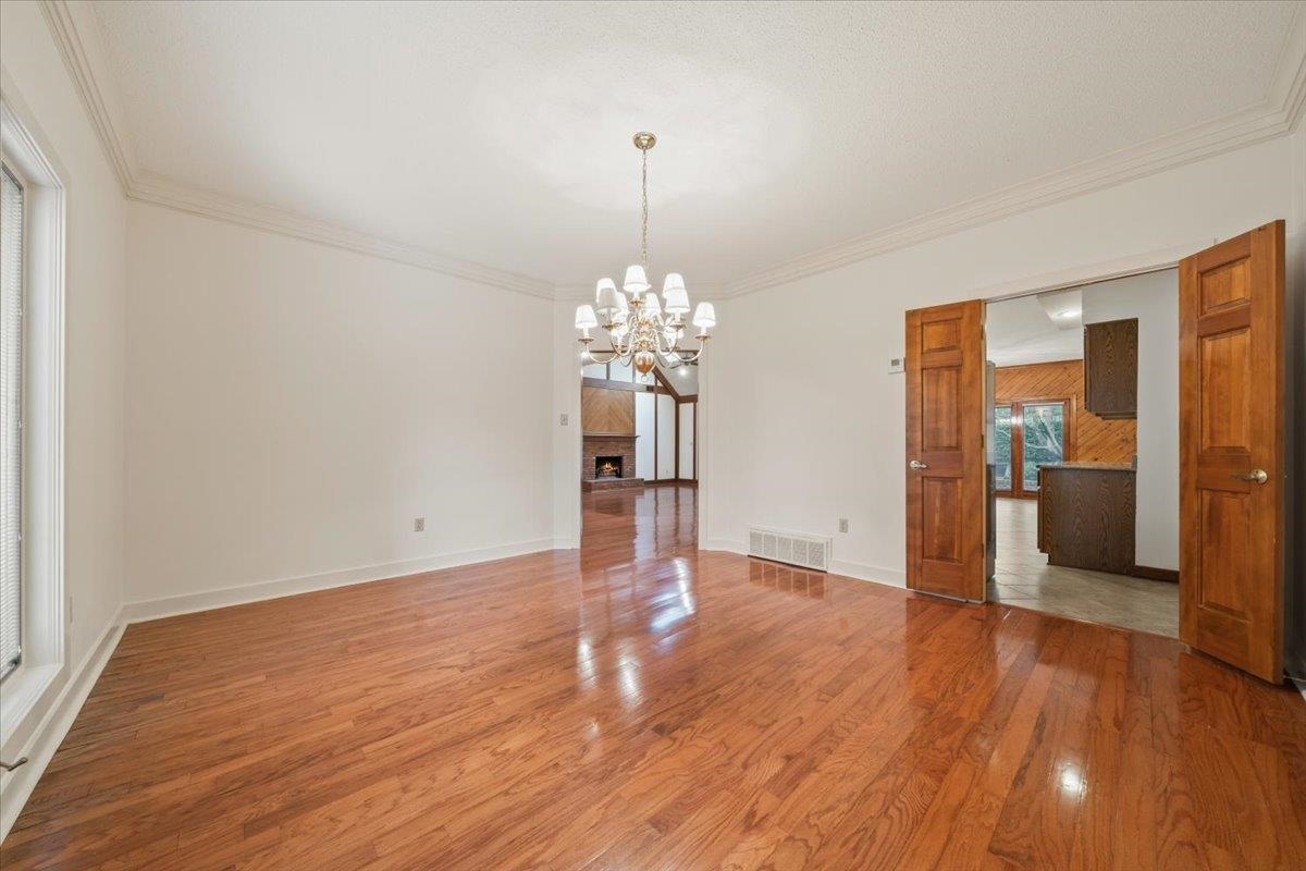 3160 TALLWOOD DR
