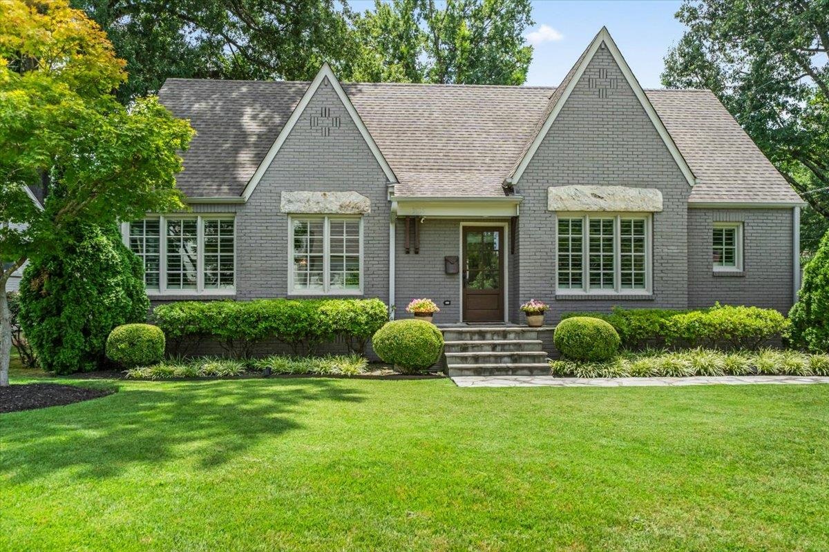 3835 S MONTCLAIR DR