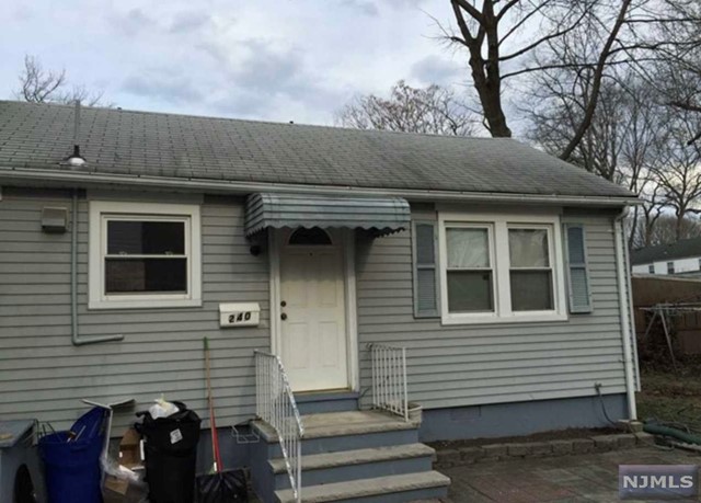 240 East Main Street 2