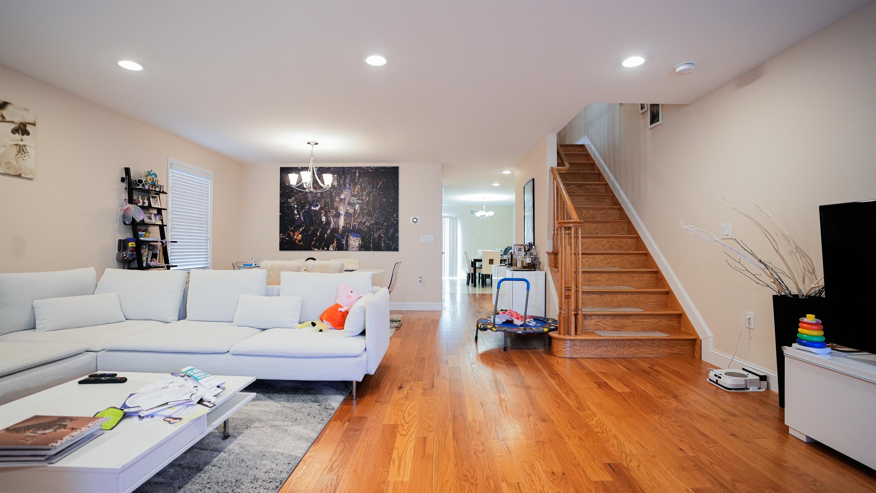 777 1ST ST Unit: A