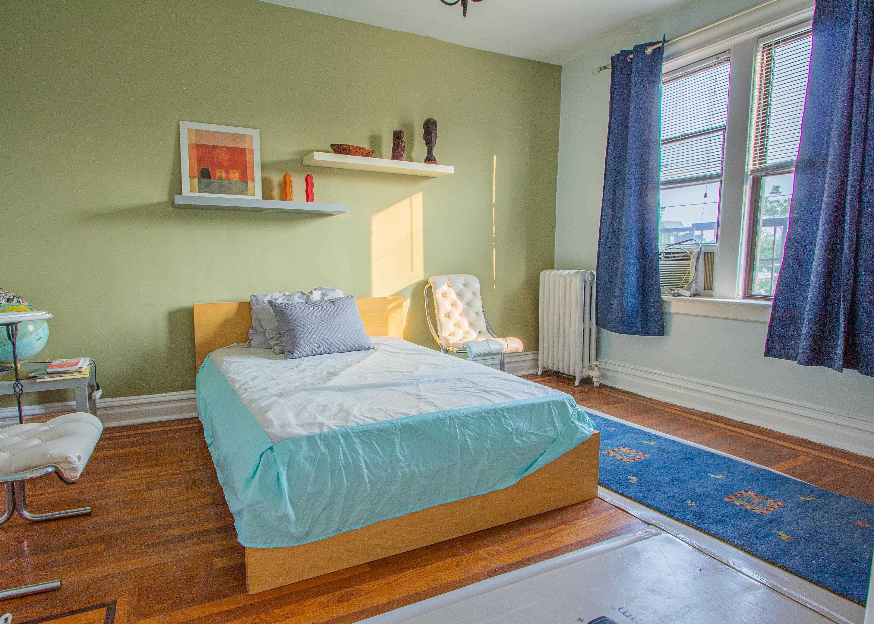 179 MANHATTAN AVE Unit: 2D
