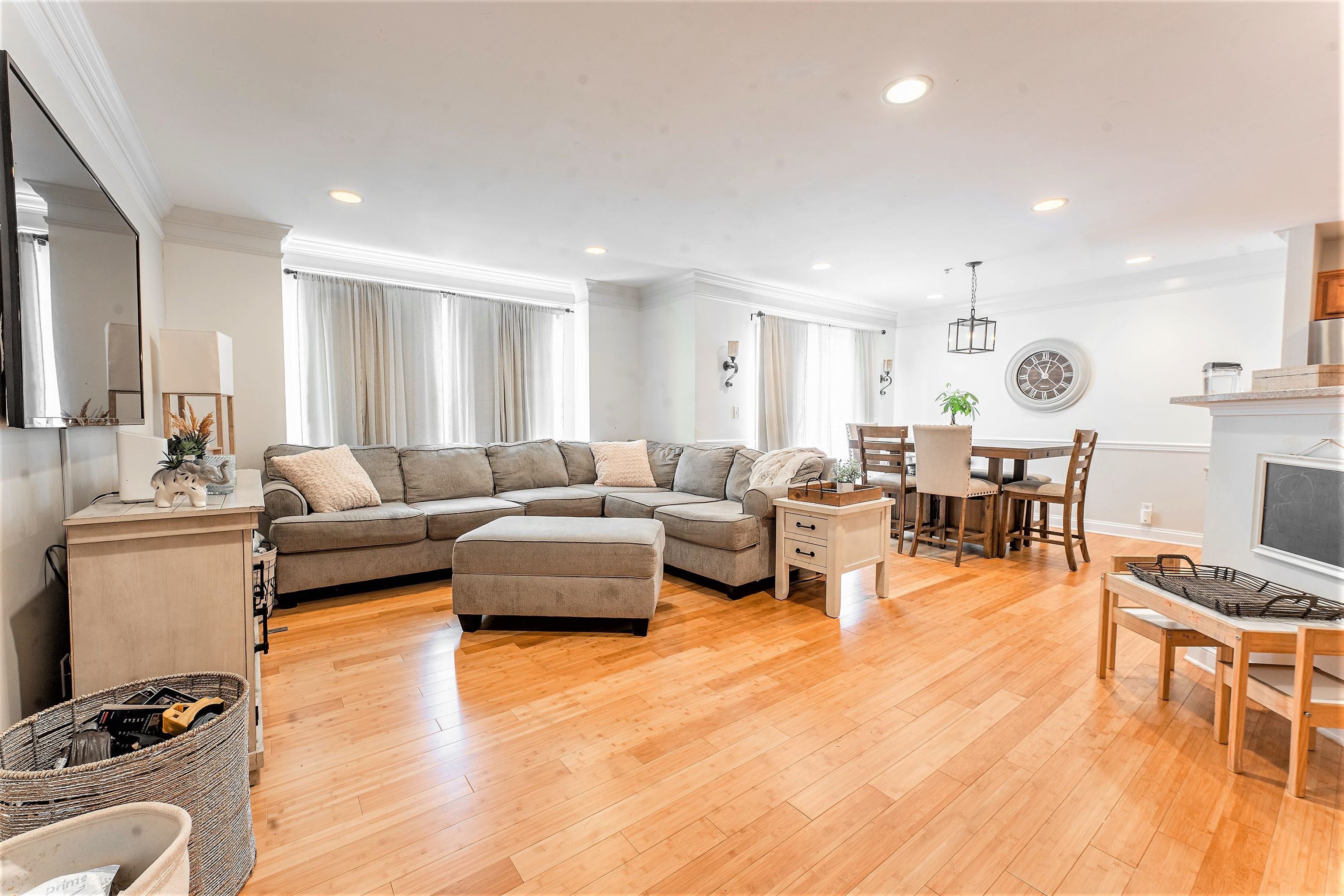 159 BLUE HERON DR