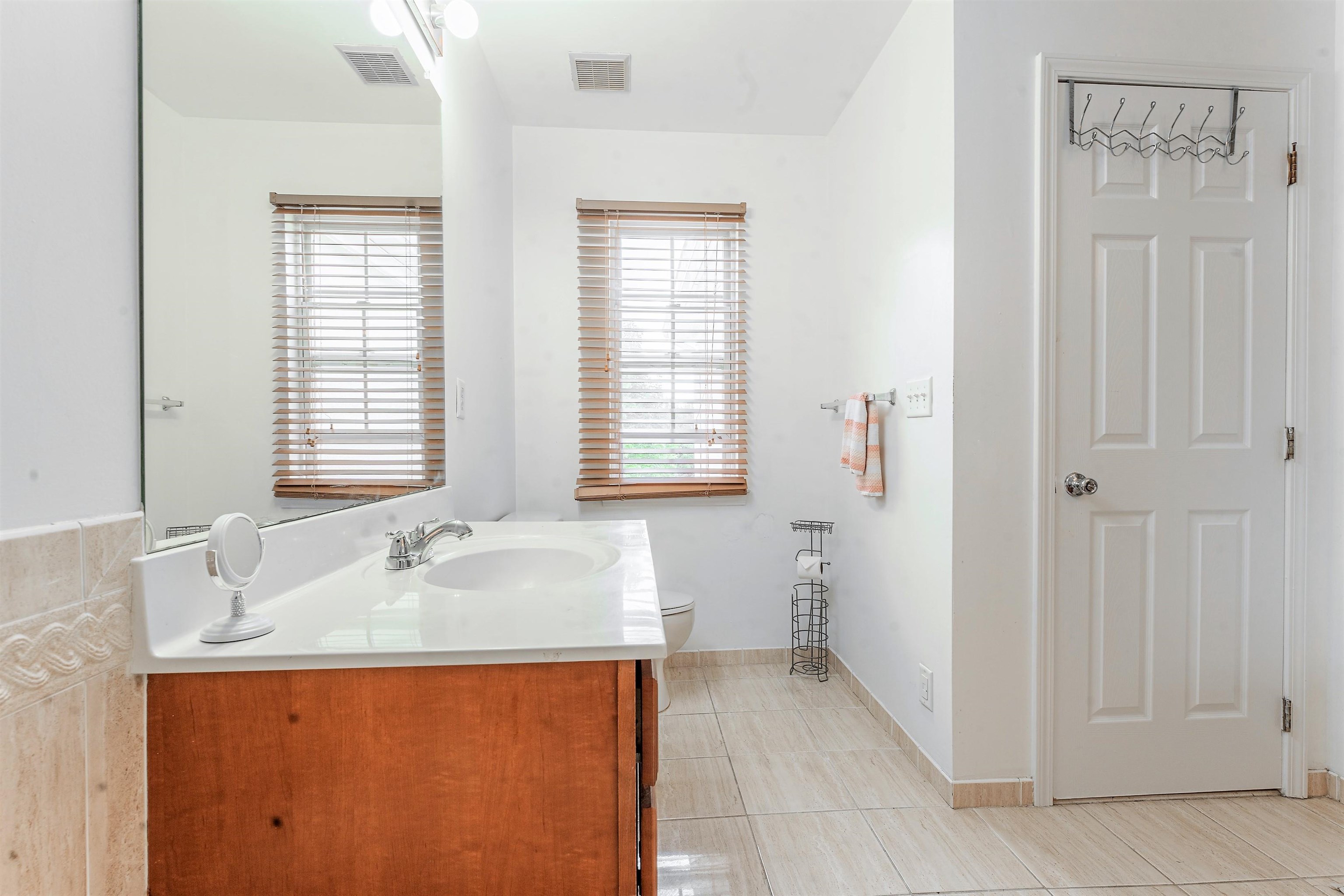 159 BLUE HERON DR