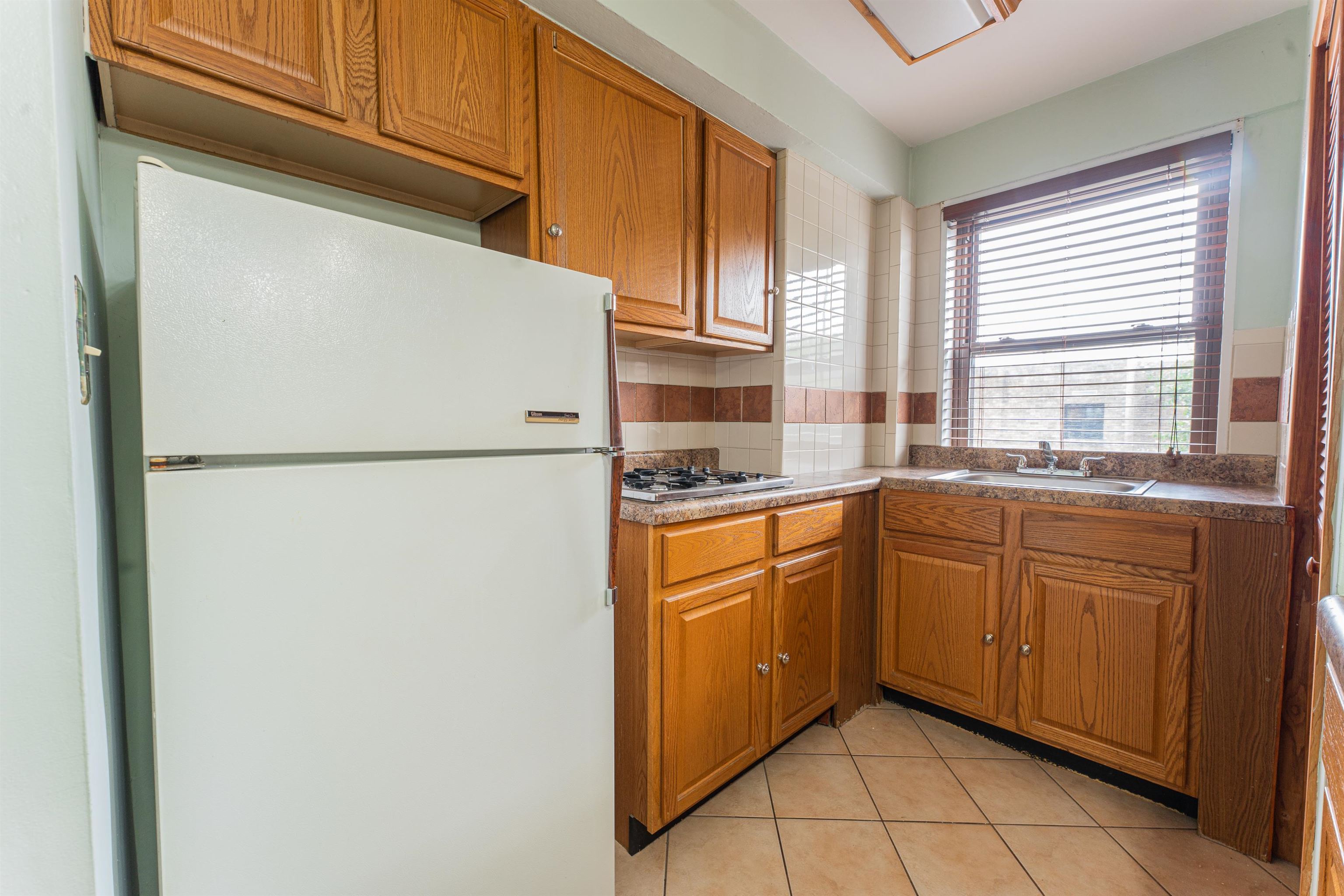 8811 BERGENLINE AVE Unit: 43