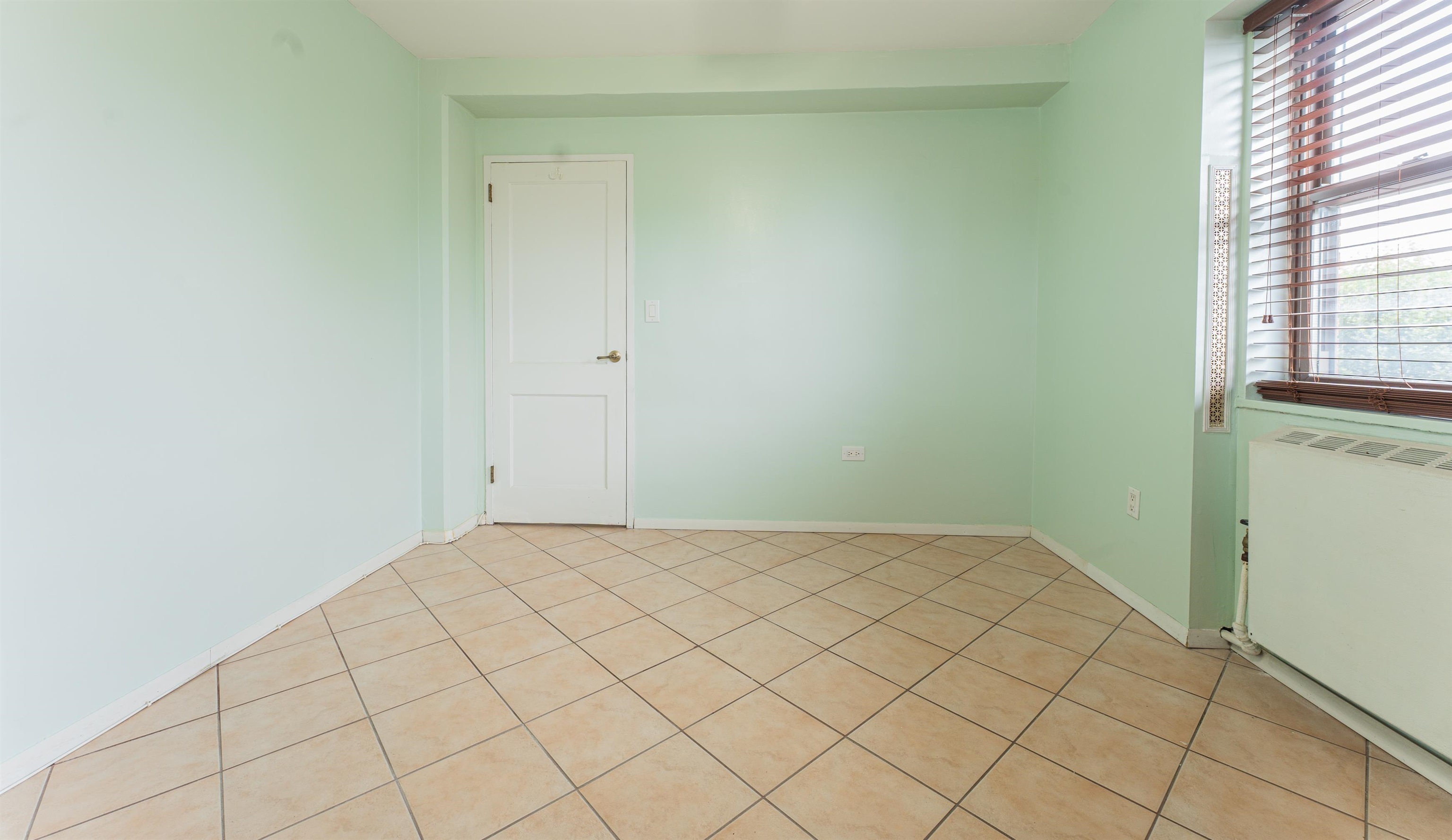 8811 BERGENLINE AVE Unit: 43