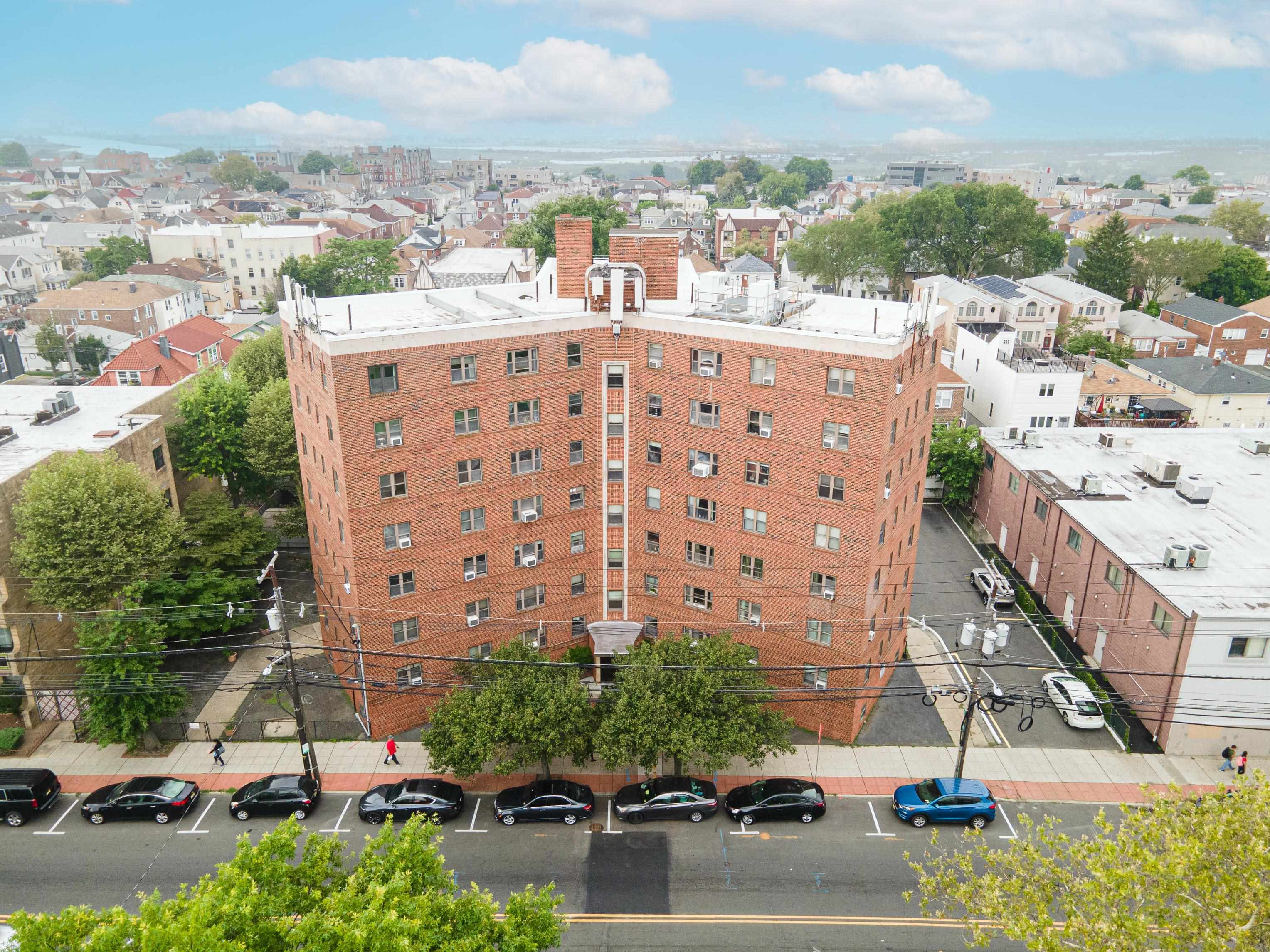 8811 BERGENLINE AVE Unit: 43