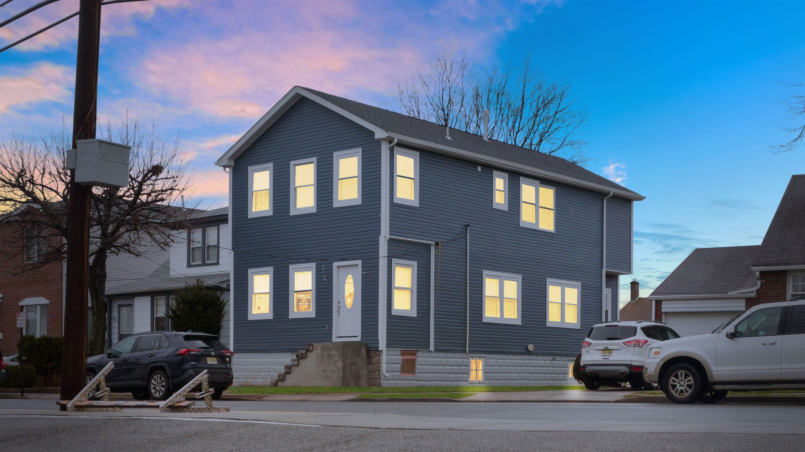 704 5TH ST