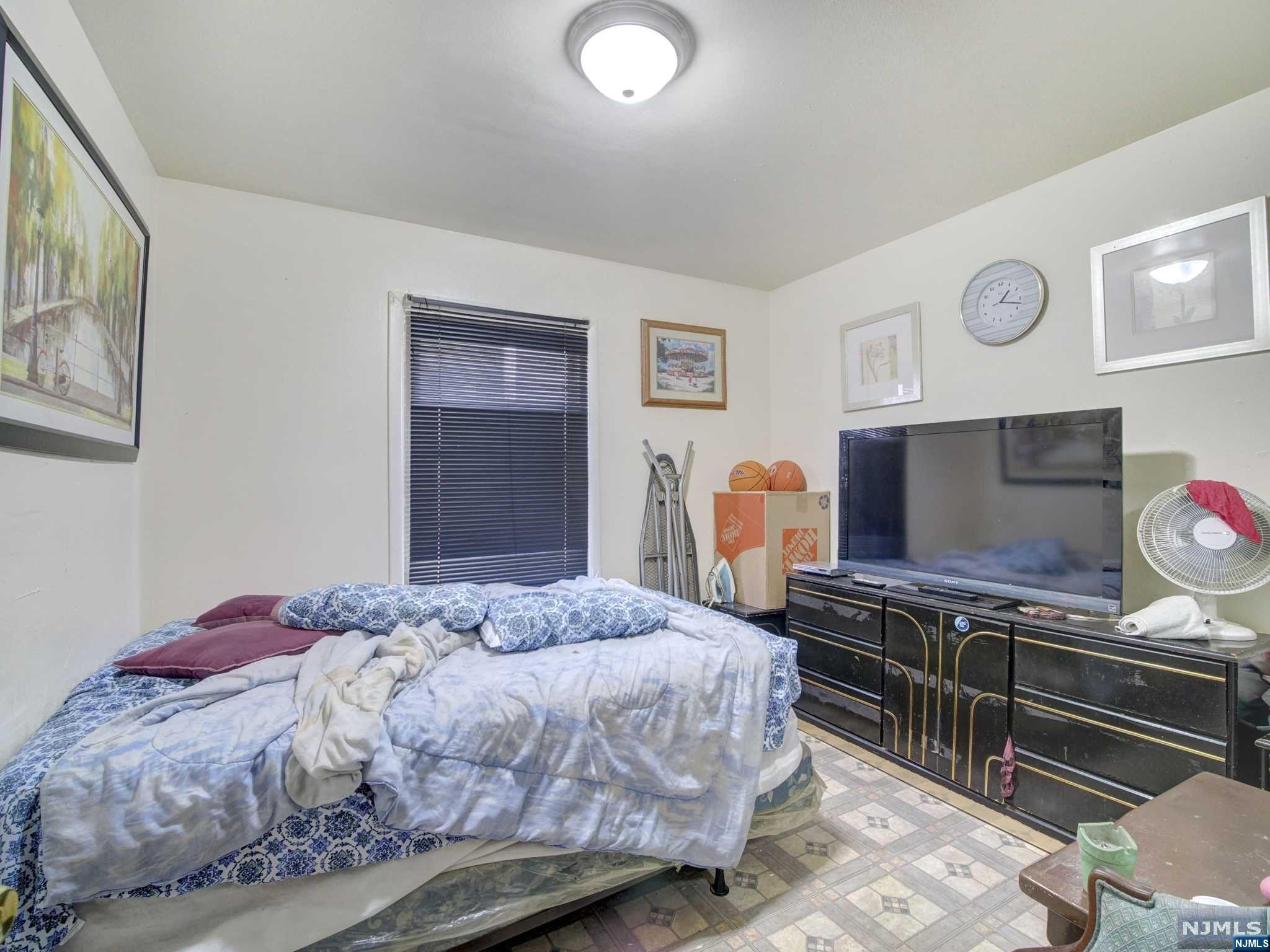 165-169 Godwin Avenue