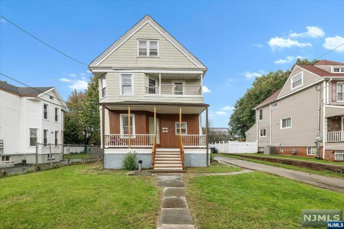 72 Maple Avenue