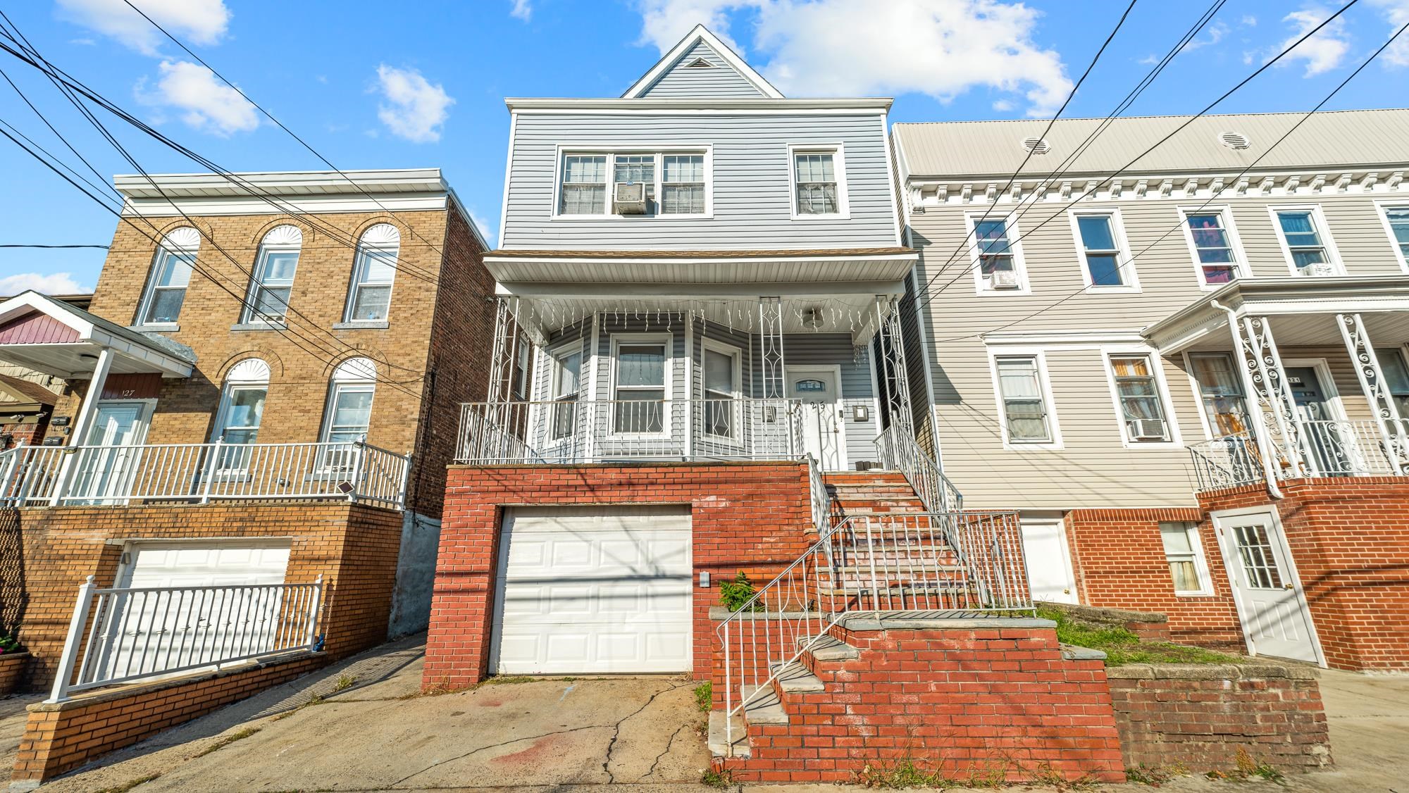 125 WEST 25TH ST