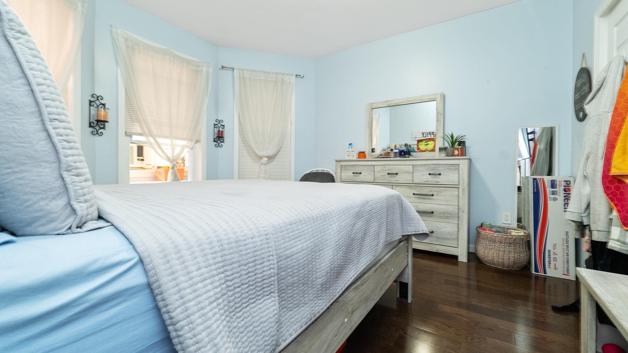 125 WEST 25TH ST