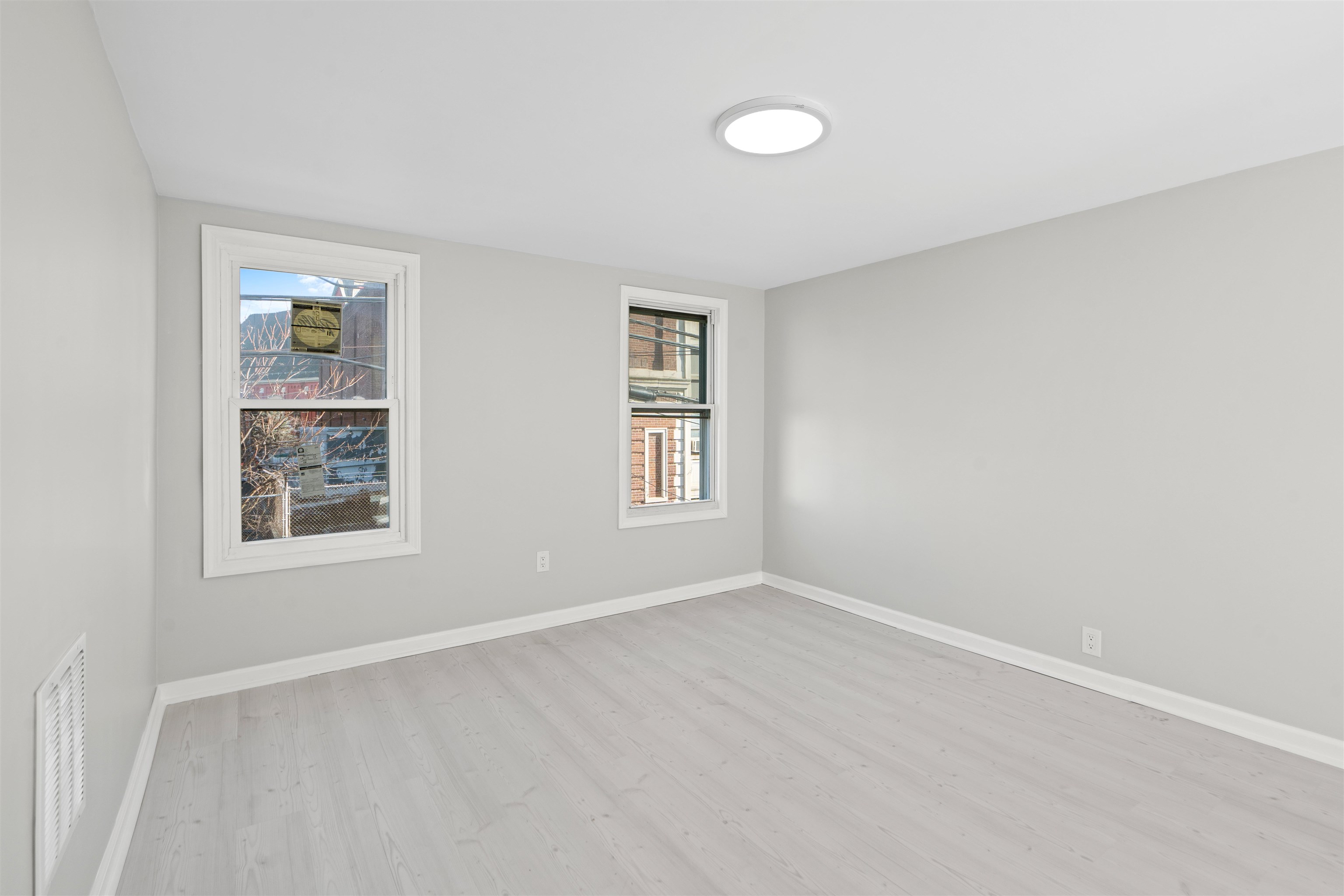 173-175 LEMBECK AVE