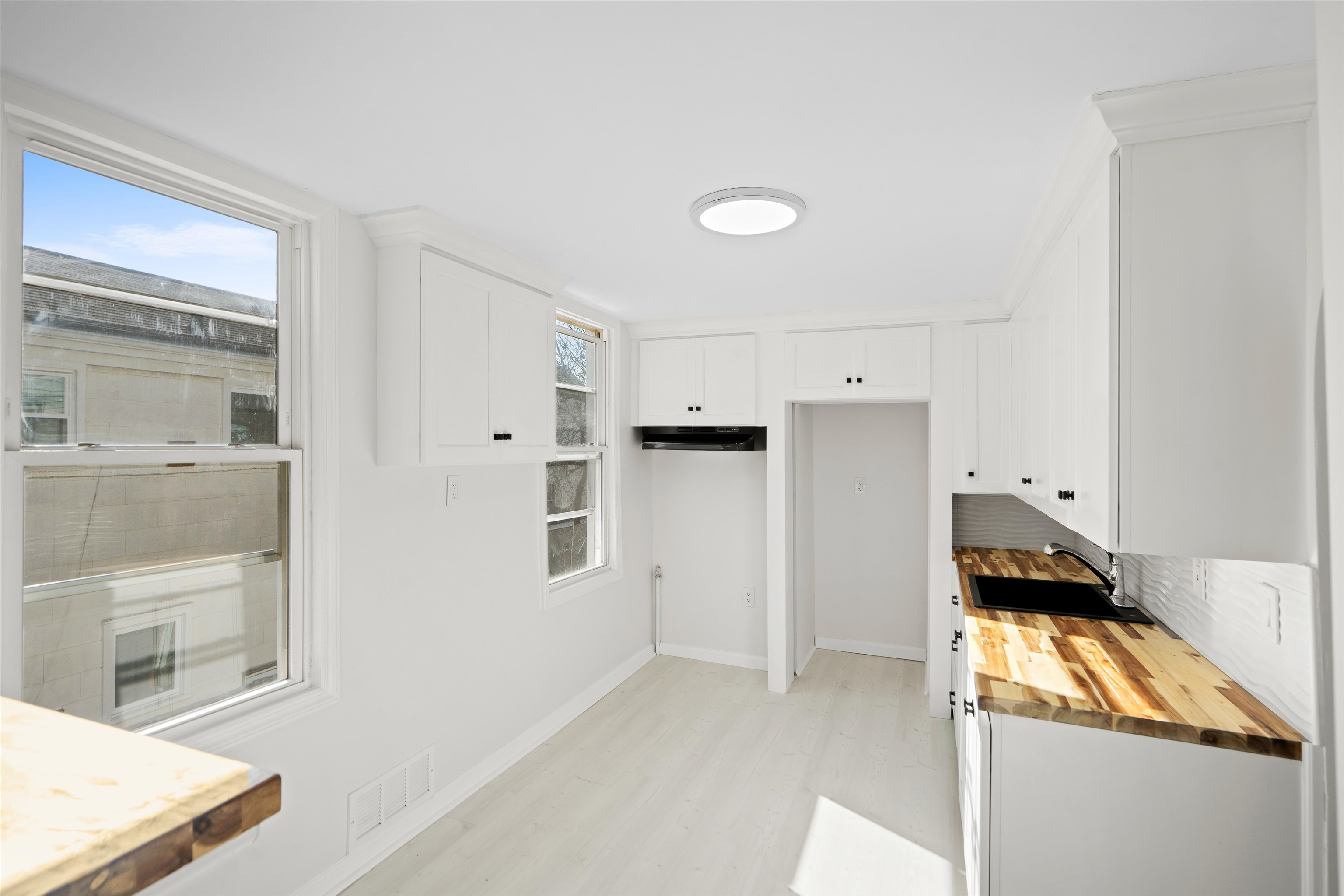 173-175 LEMBECK AVE