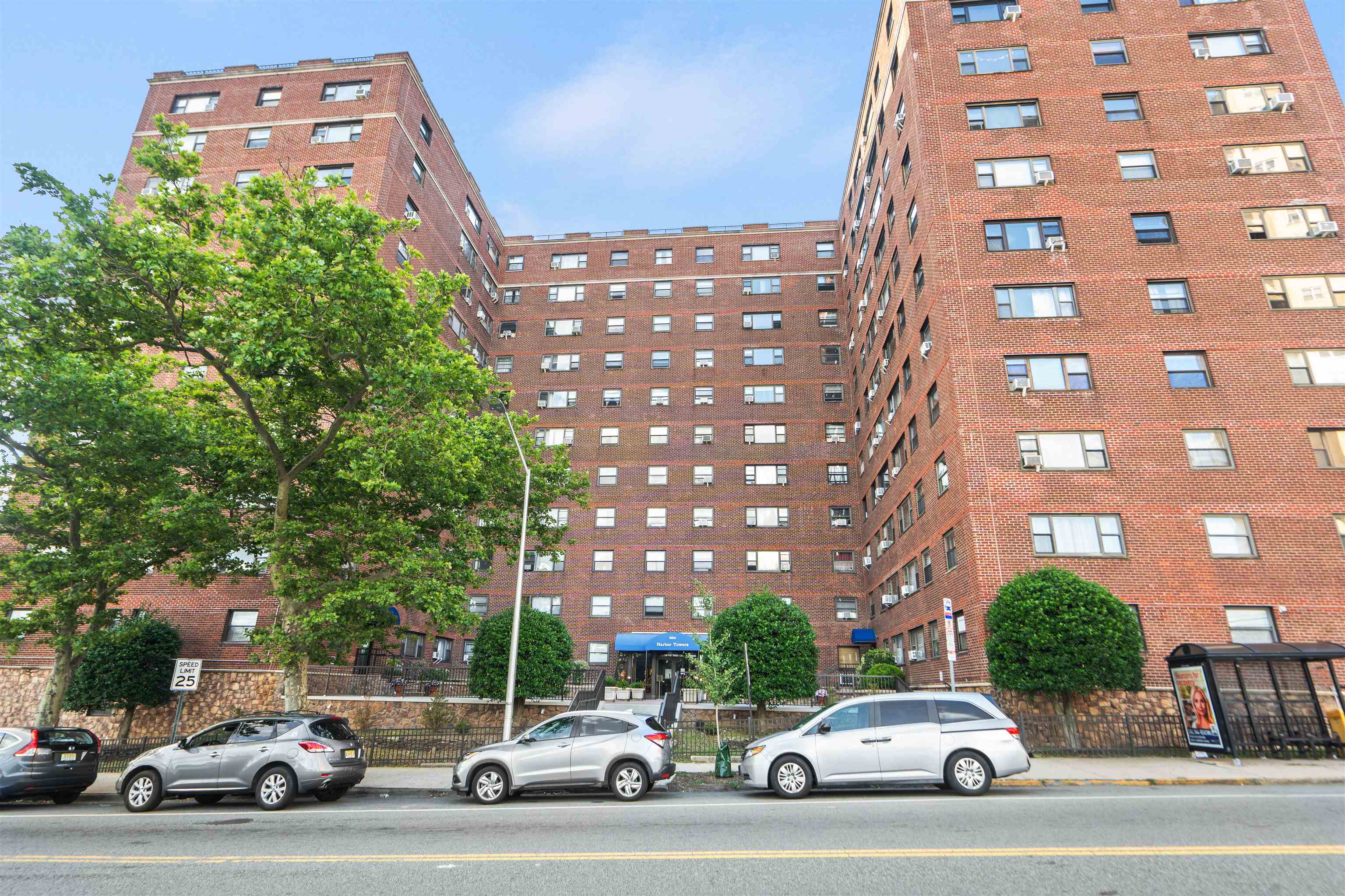 6515 BLVD EAST Unit: 4J