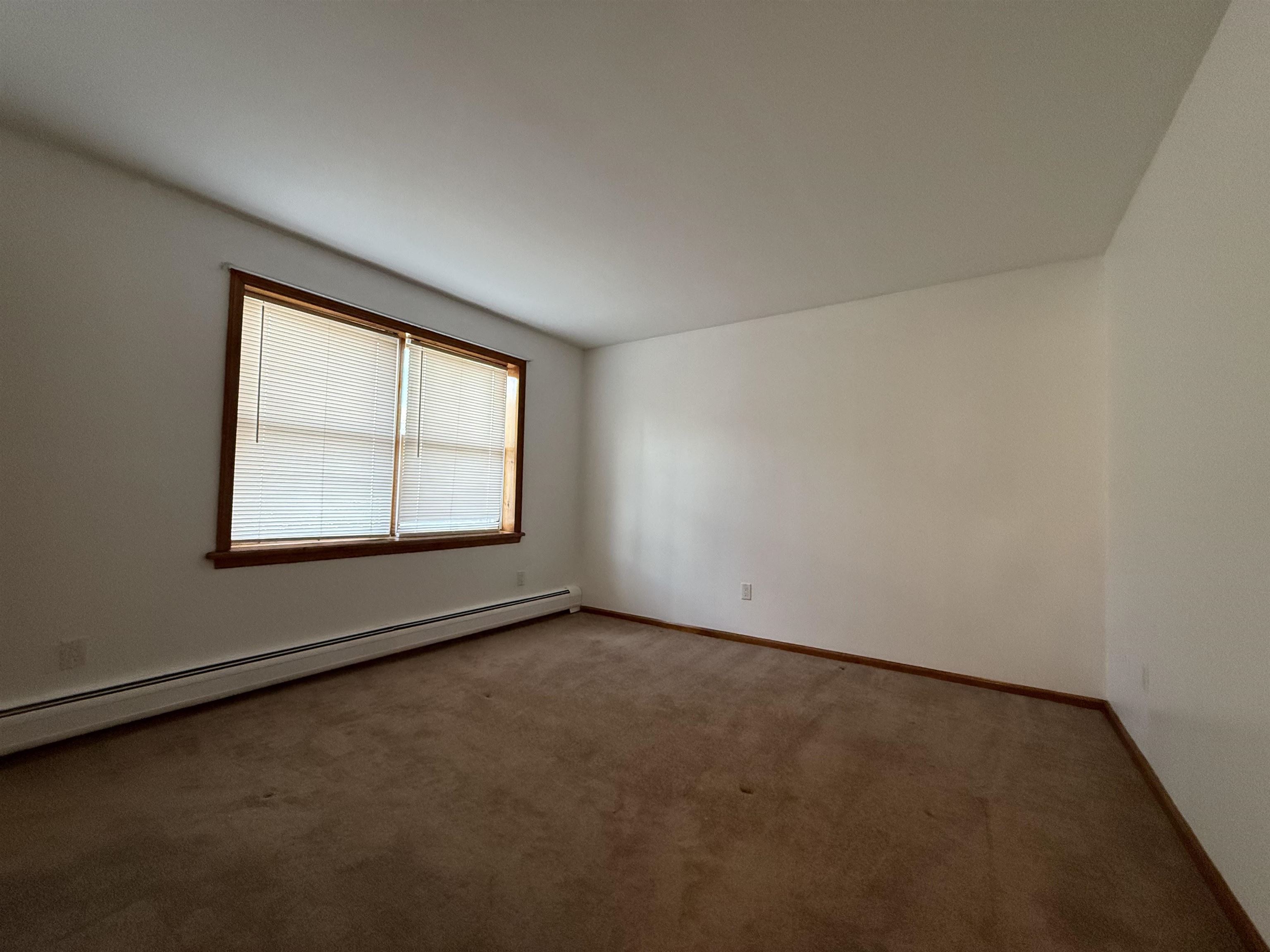 350 CENTRE AVE Unit: 1