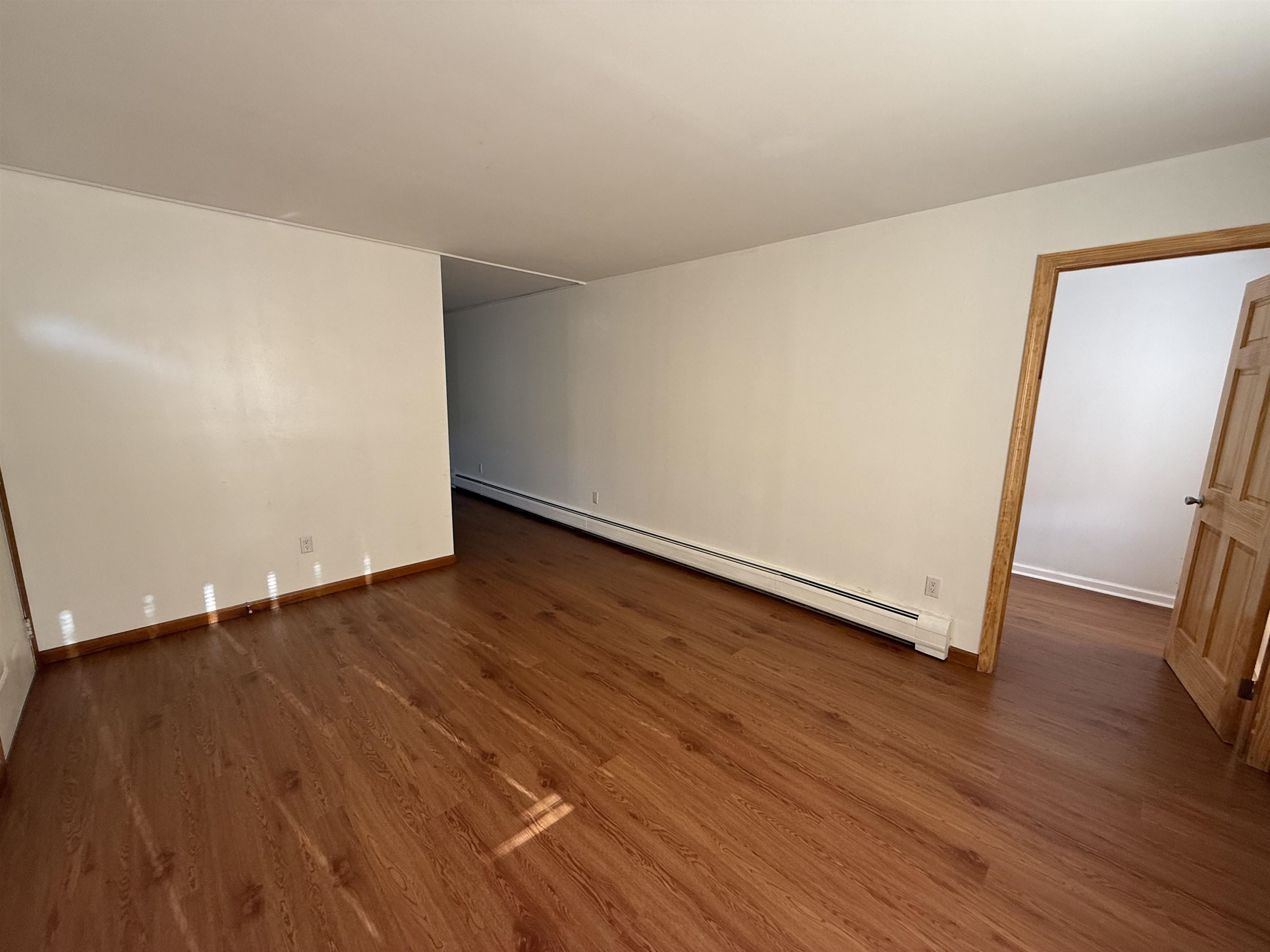 350 CENTRE AVE Unit: 1