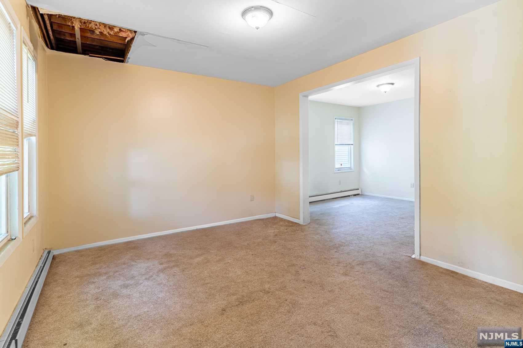 82 S 16th Street