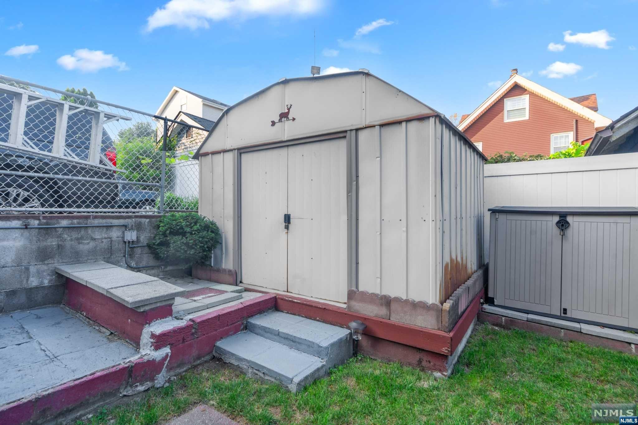 312 72nd Street