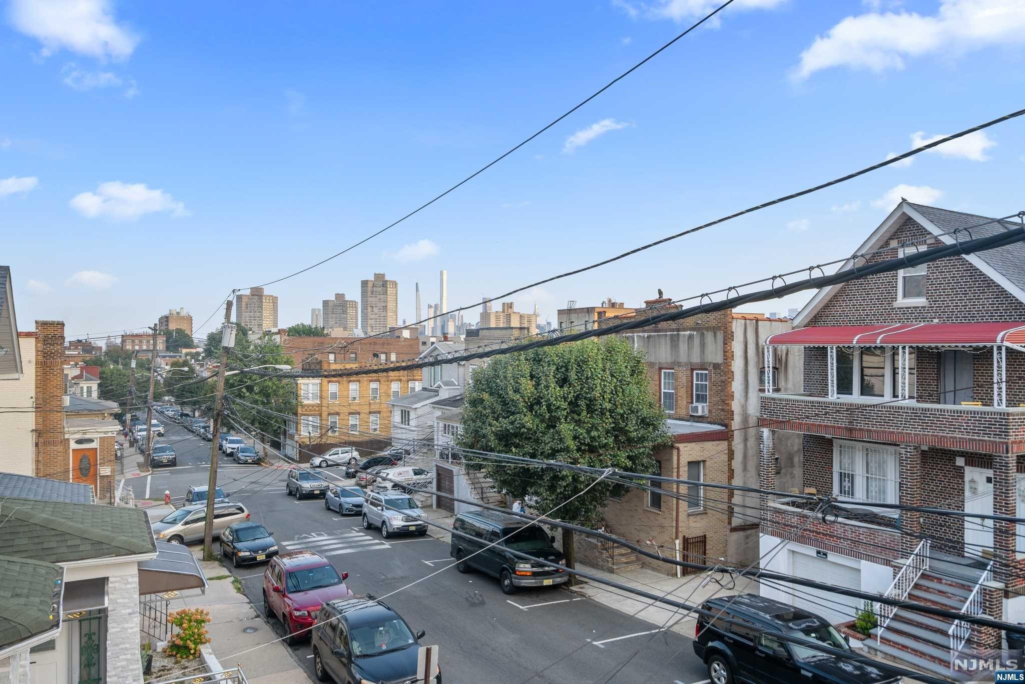 312 72nd Street