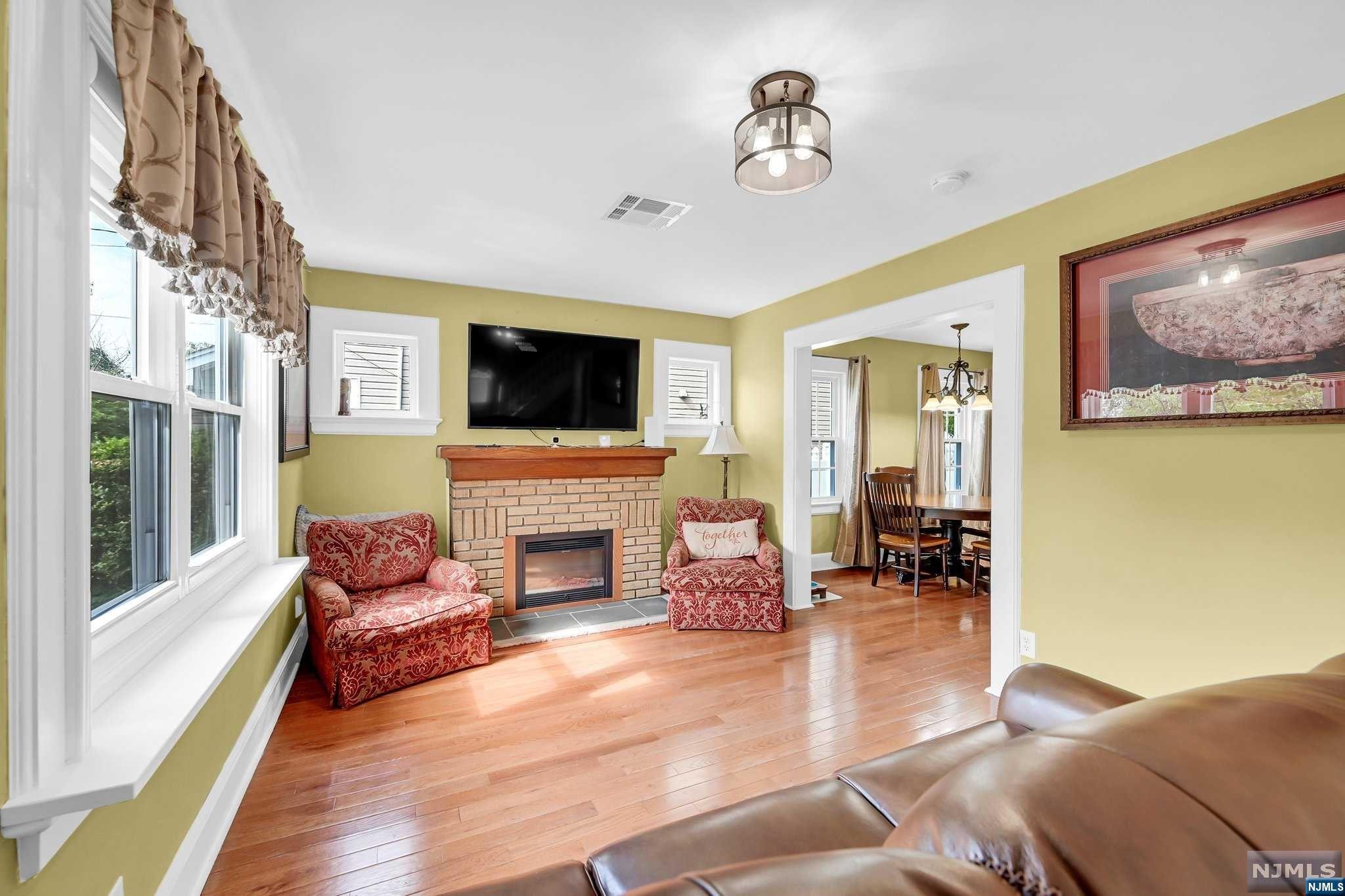 35 Mertz Avenue