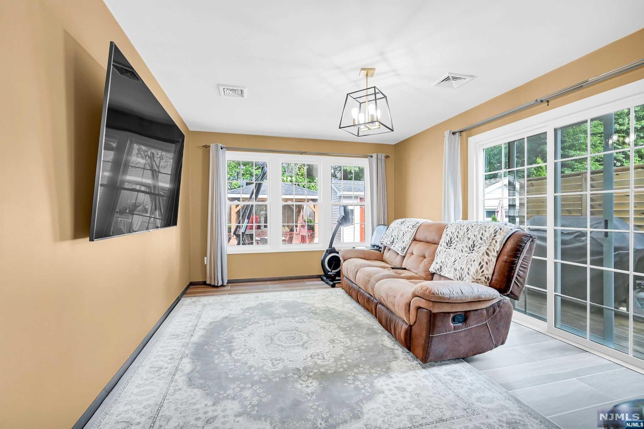 35 Mertz Avenue