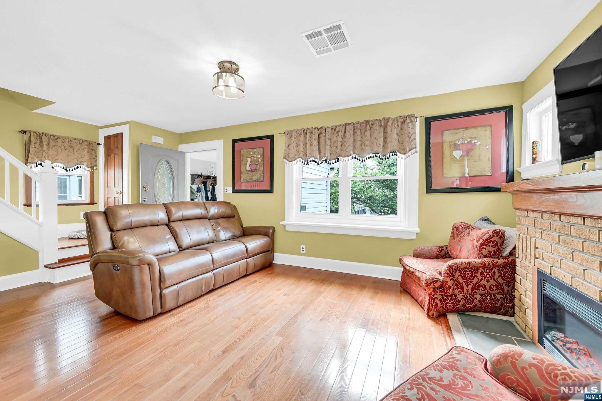 35 Mertz Avenue