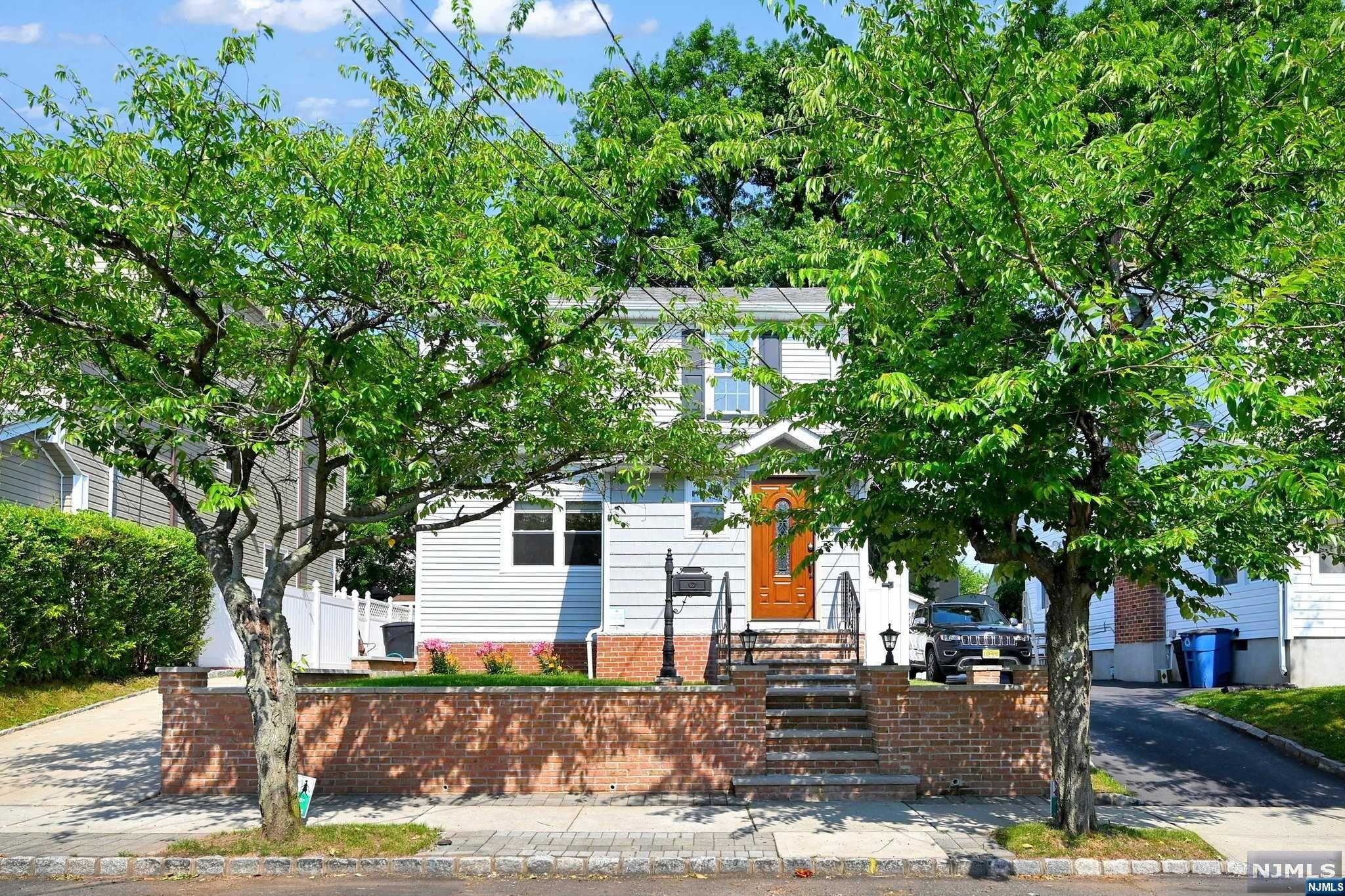 35 Mertz Avenue