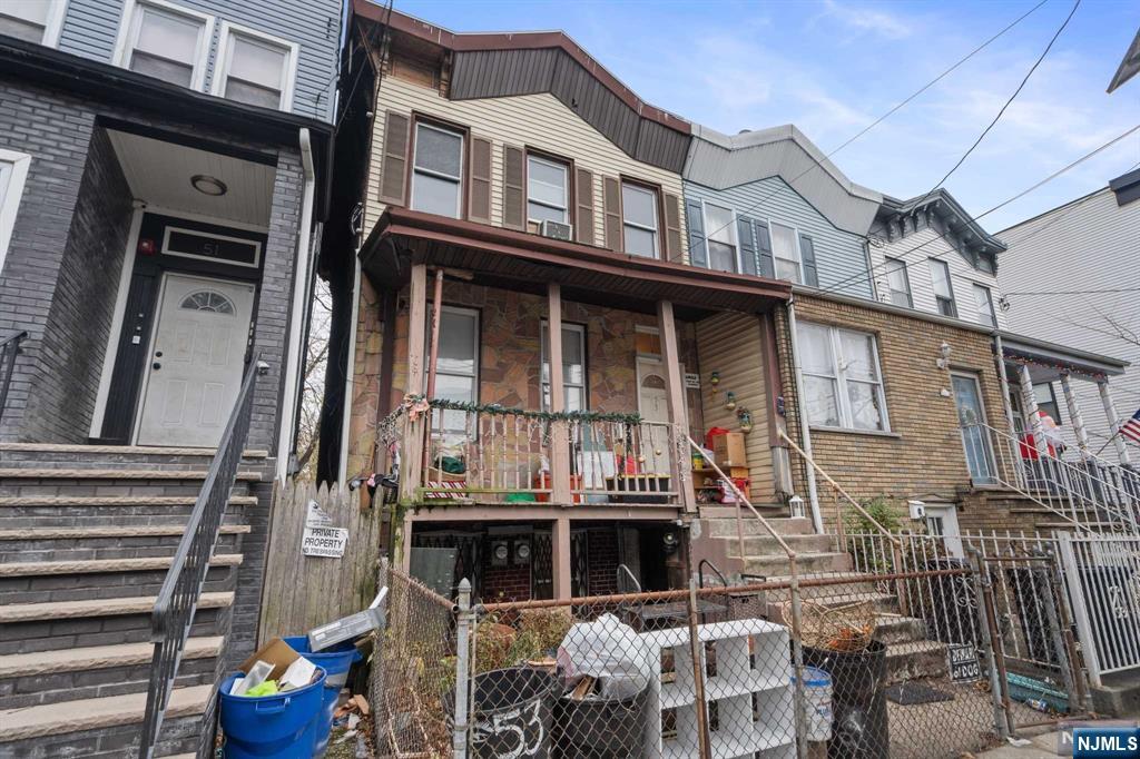 53 Jewett Avenue