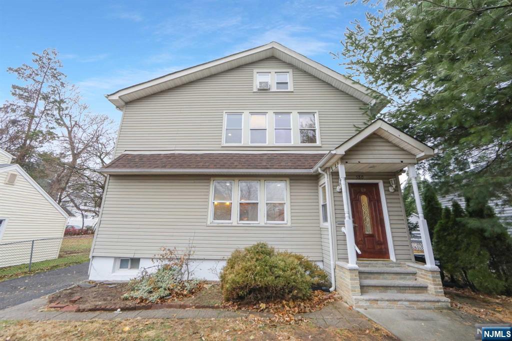 580 Chestnut Avenue