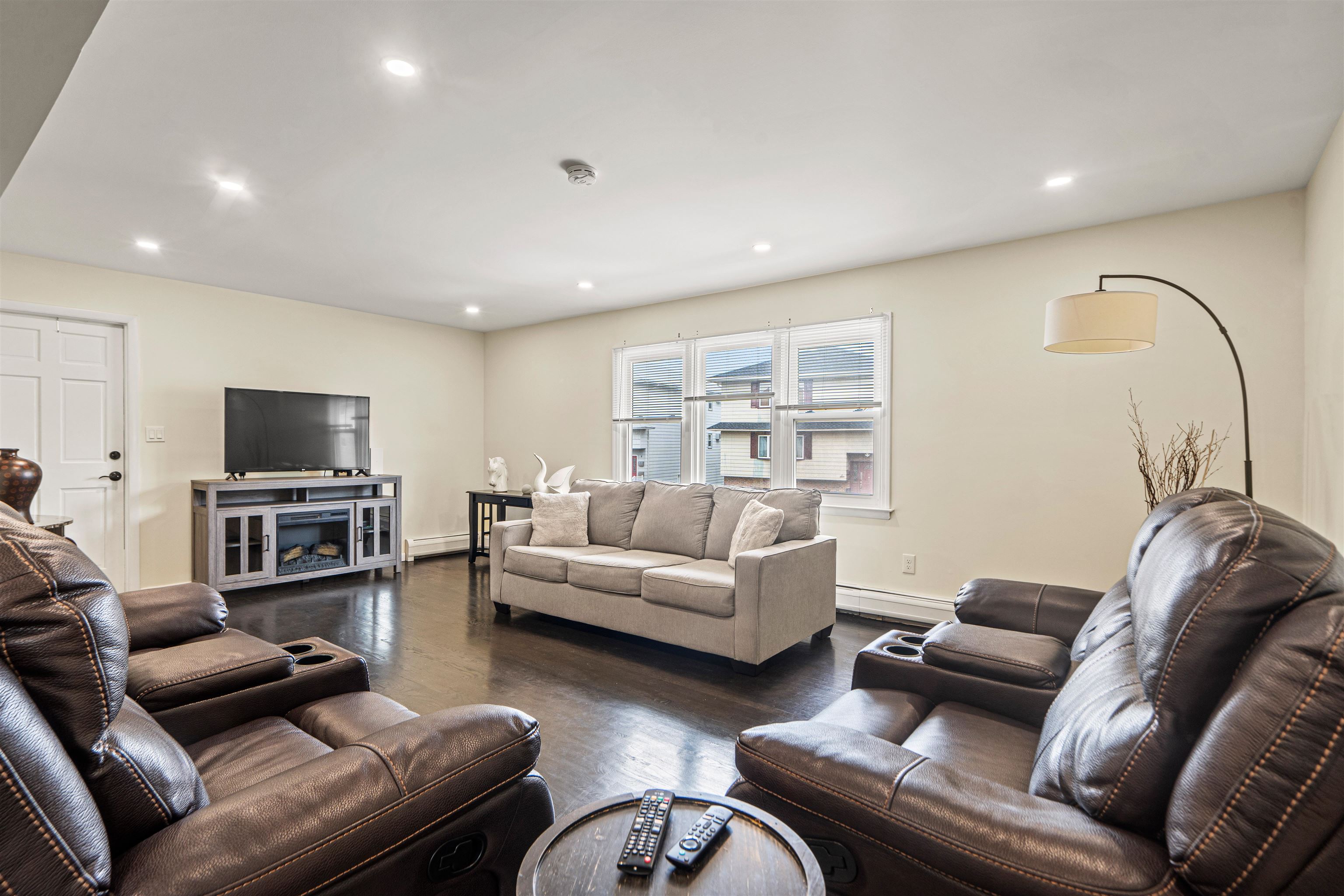 5 ACORN RD