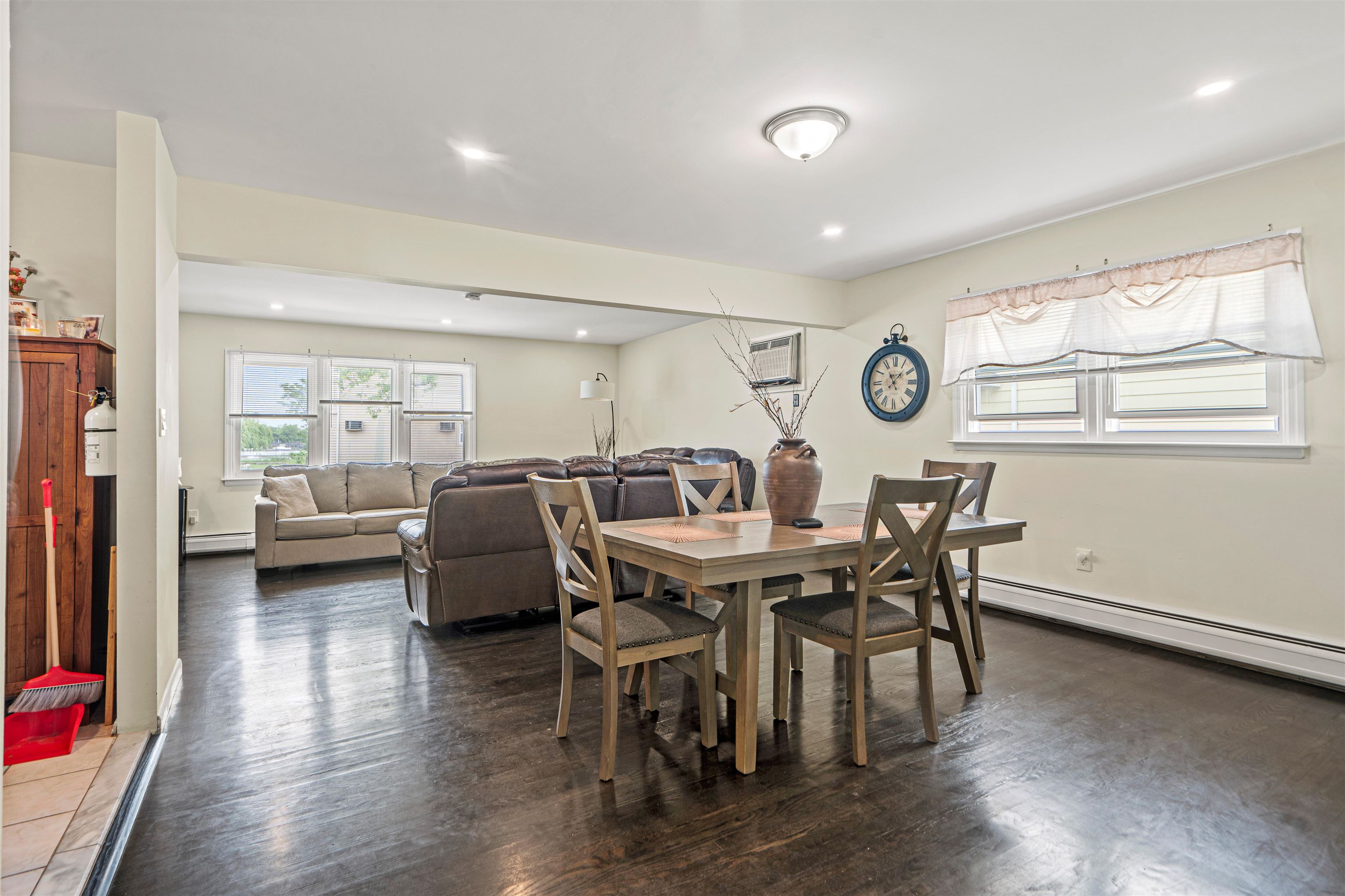 5 ACORN RD