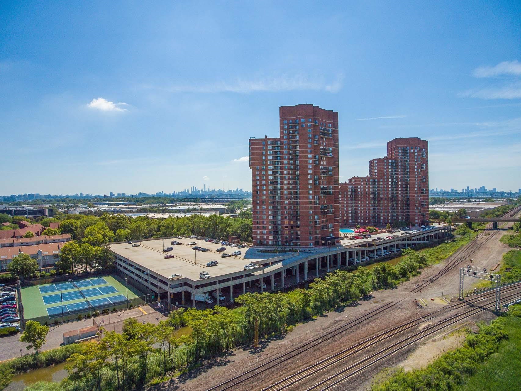 232 HARMON COVE TOWER Unit: 232