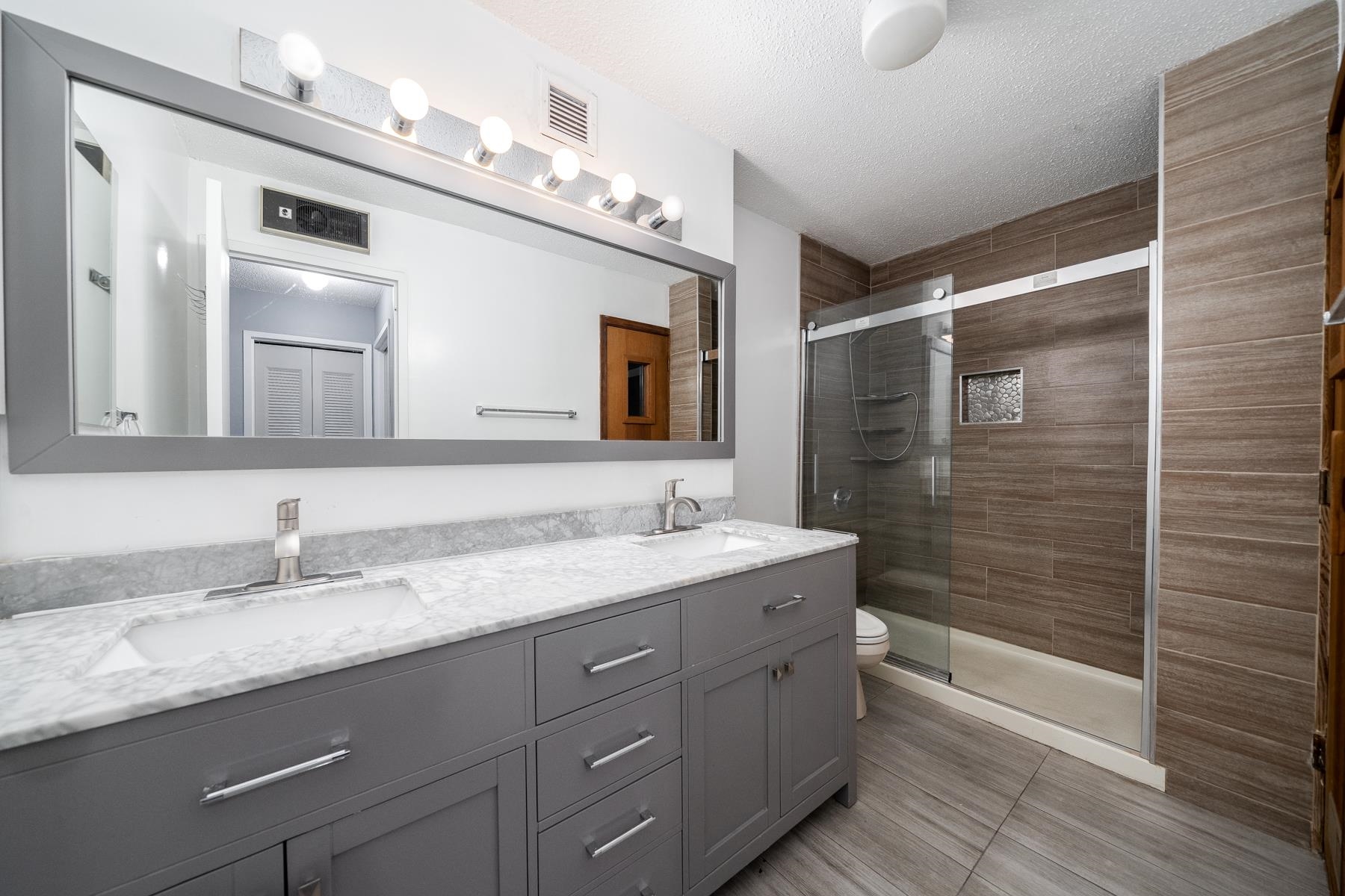 232 HARMON COVE TOWER Unit: 232