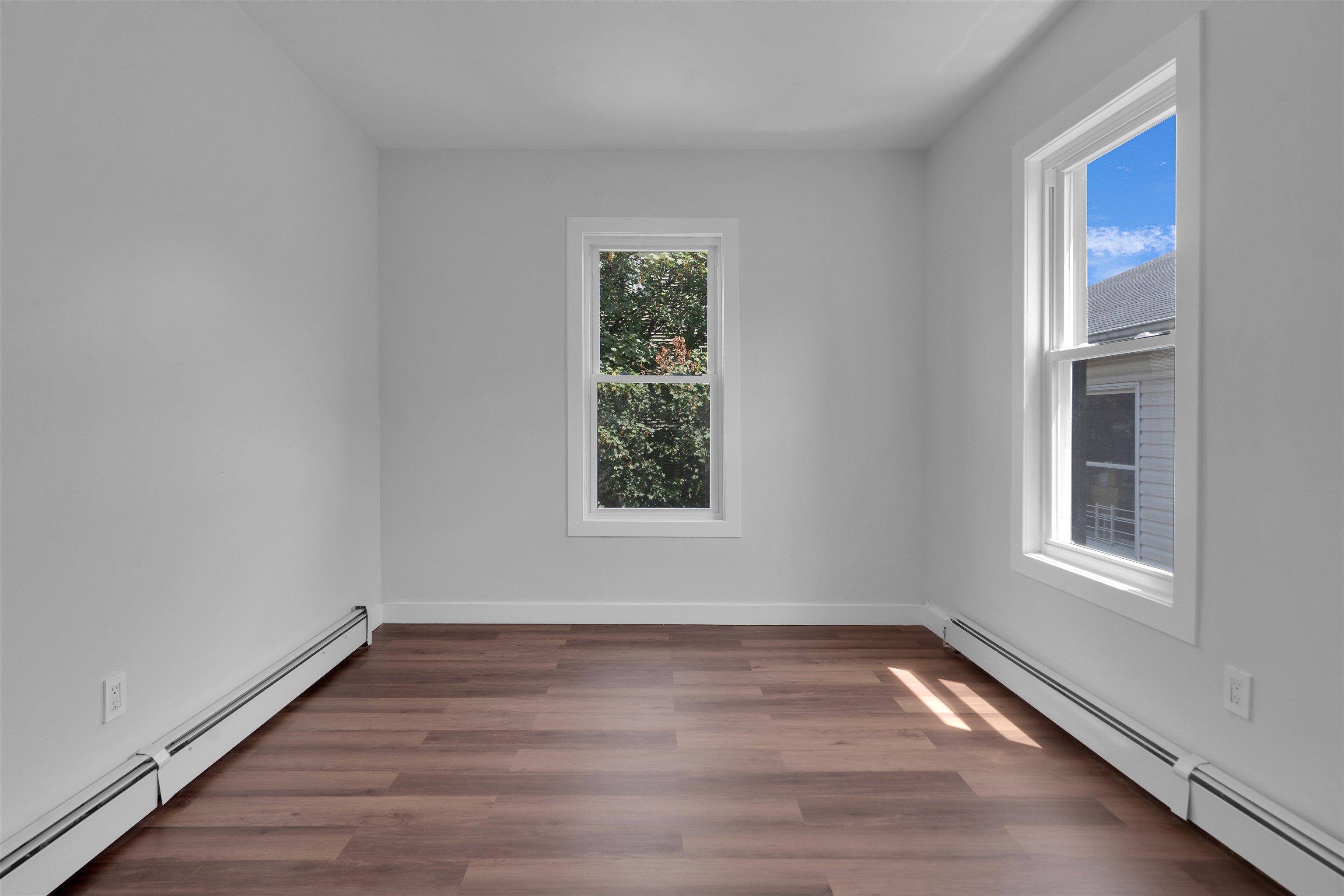 106 CLINTON AVE