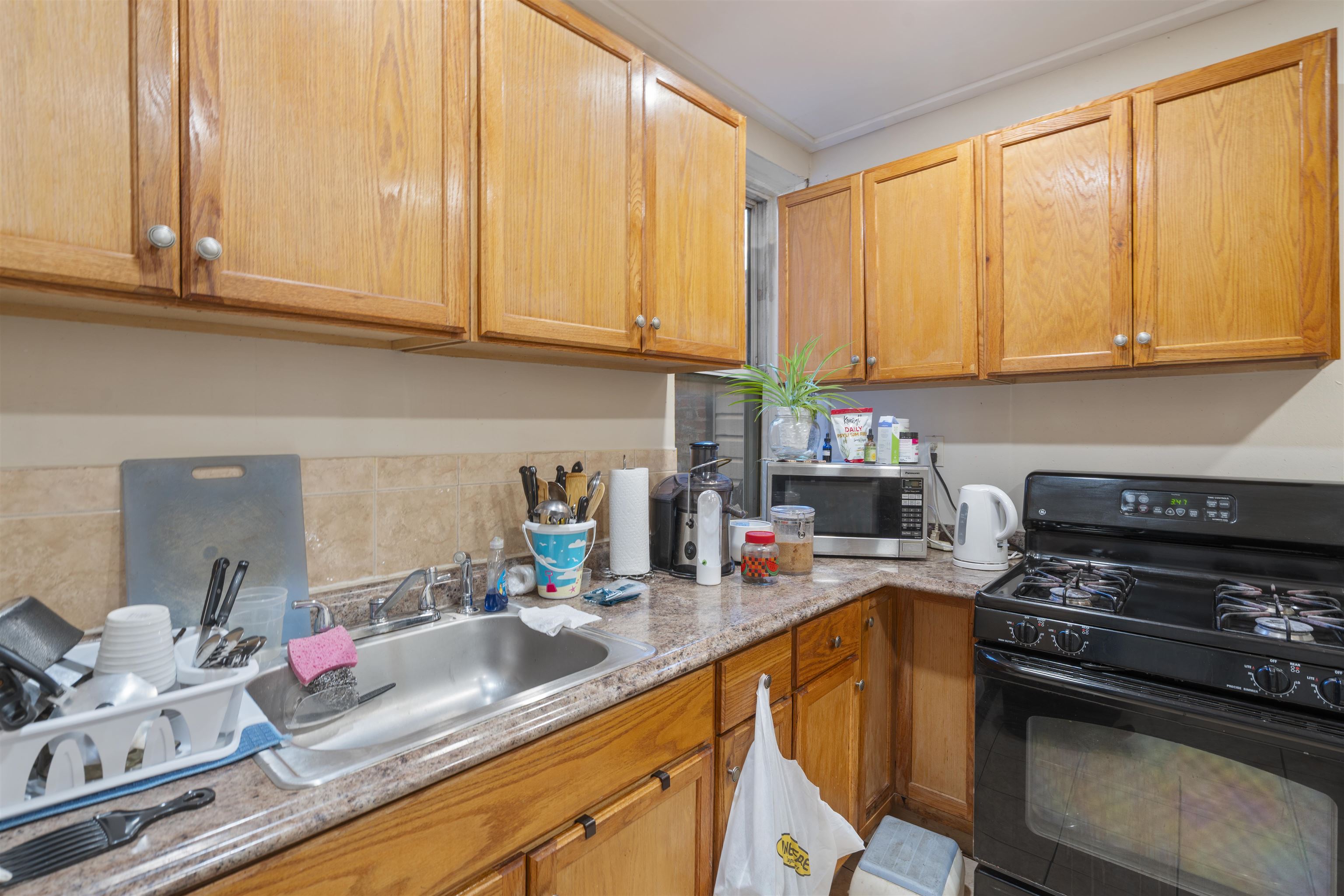 103-105 WESTOVER PL Unit: 3