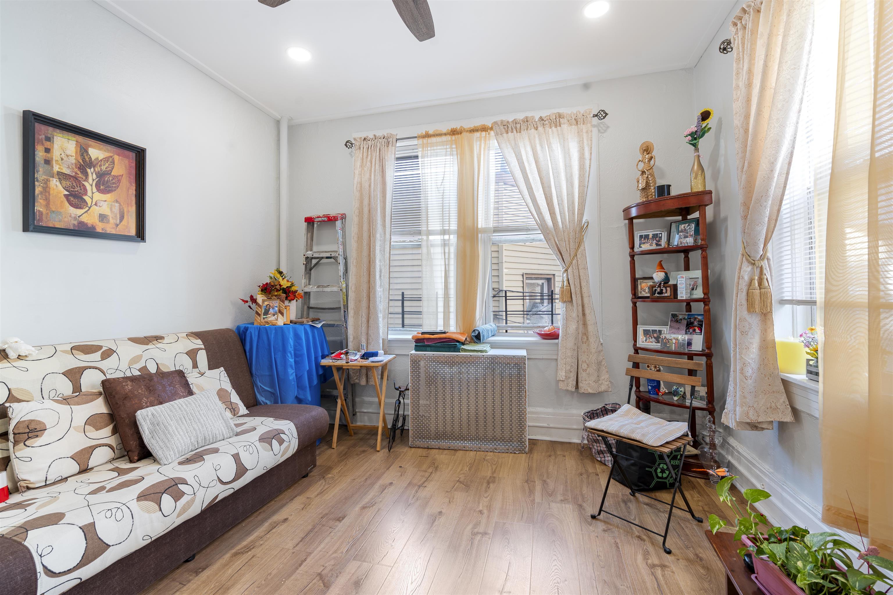 103-105 WESTOVER PL Unit: 3