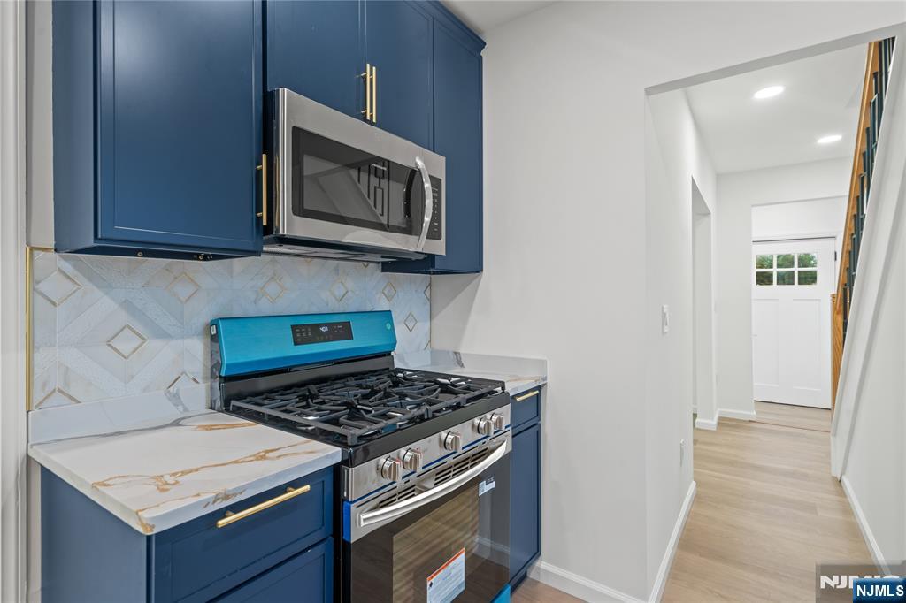 59 Hillside Avenue
