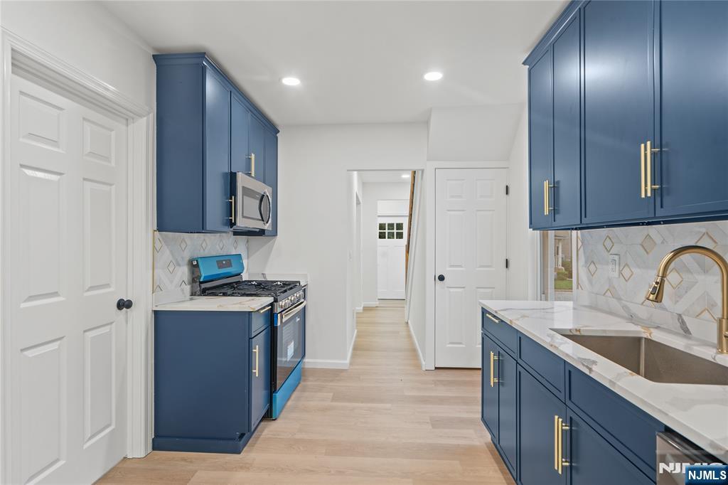 59 Hillside Avenue