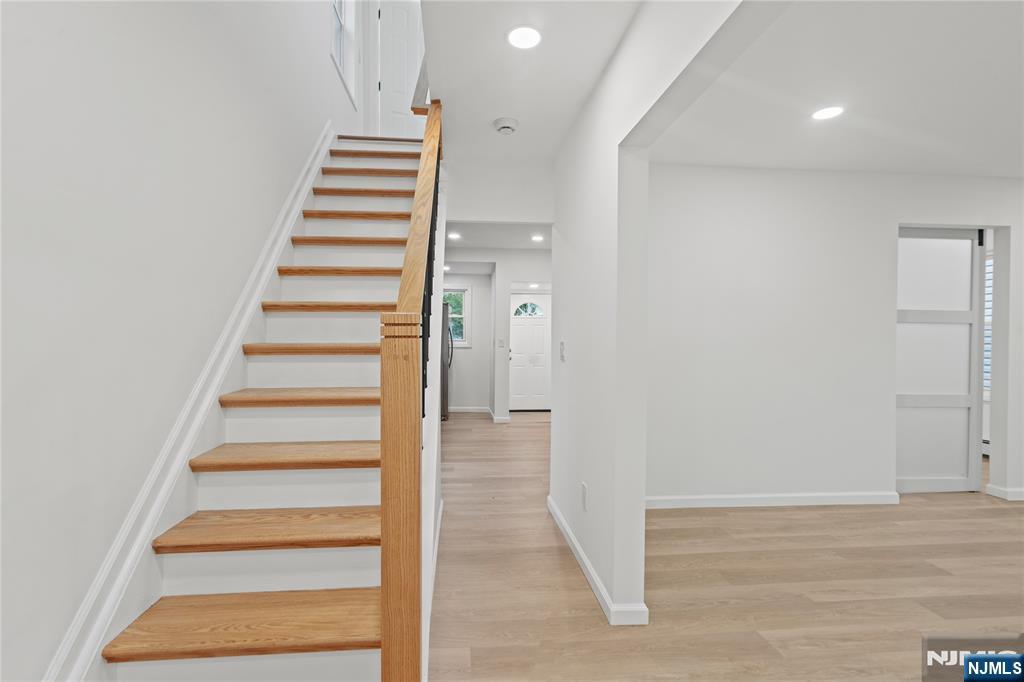 59 Hillside Avenue