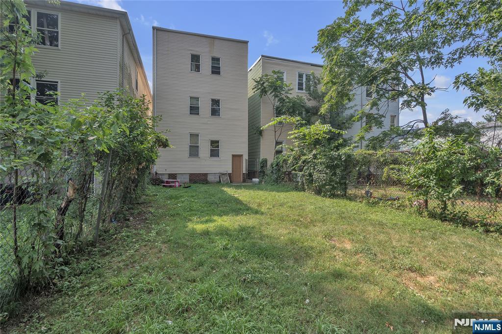 534 11th Street