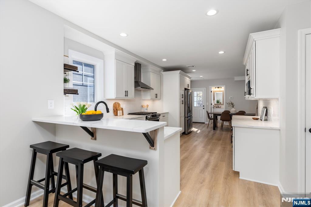 8 McKenzie Avenue
