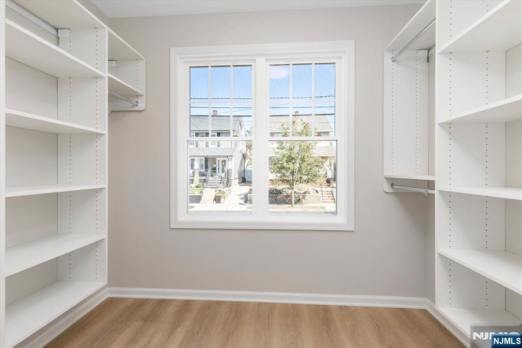 8 McKenzie Avenue