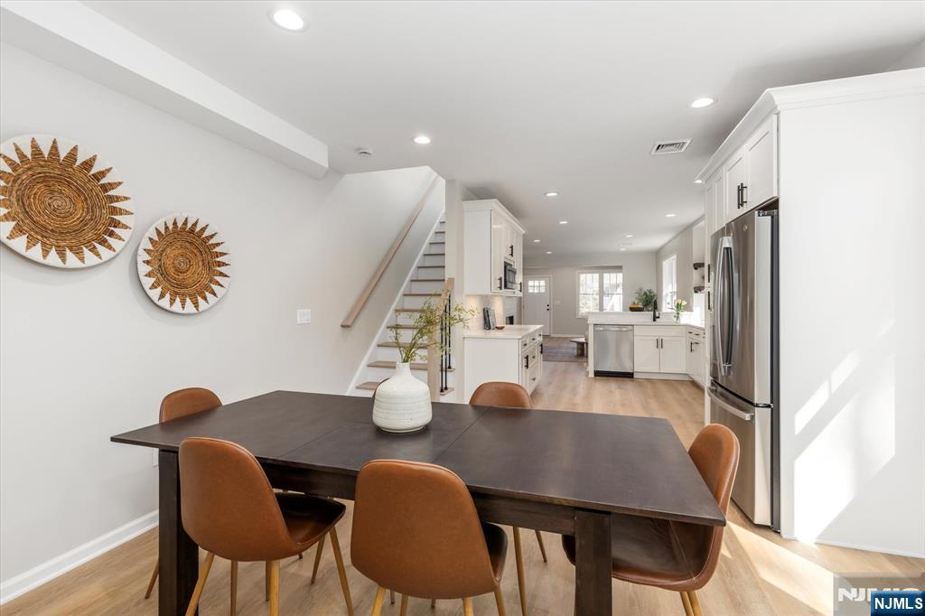 8 McKenzie Avenue