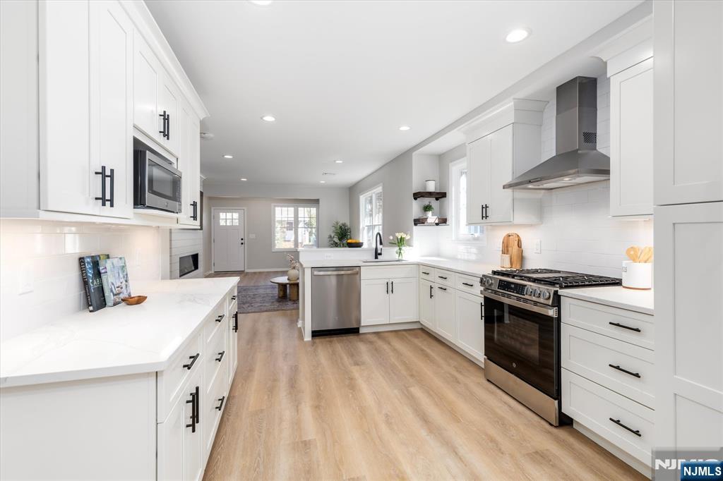 8 McKenzie Avenue